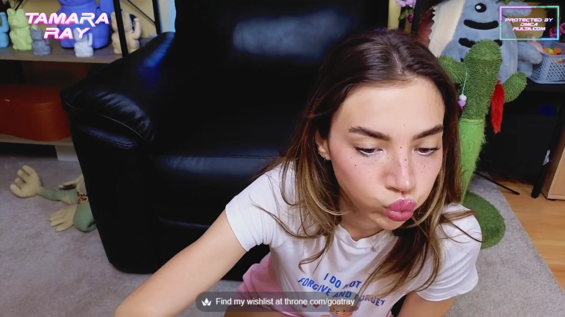 Gallery image thumbnail from TamaraRay's myfreecams stream on, 06/17/2025, 06:06 image 2 of 20