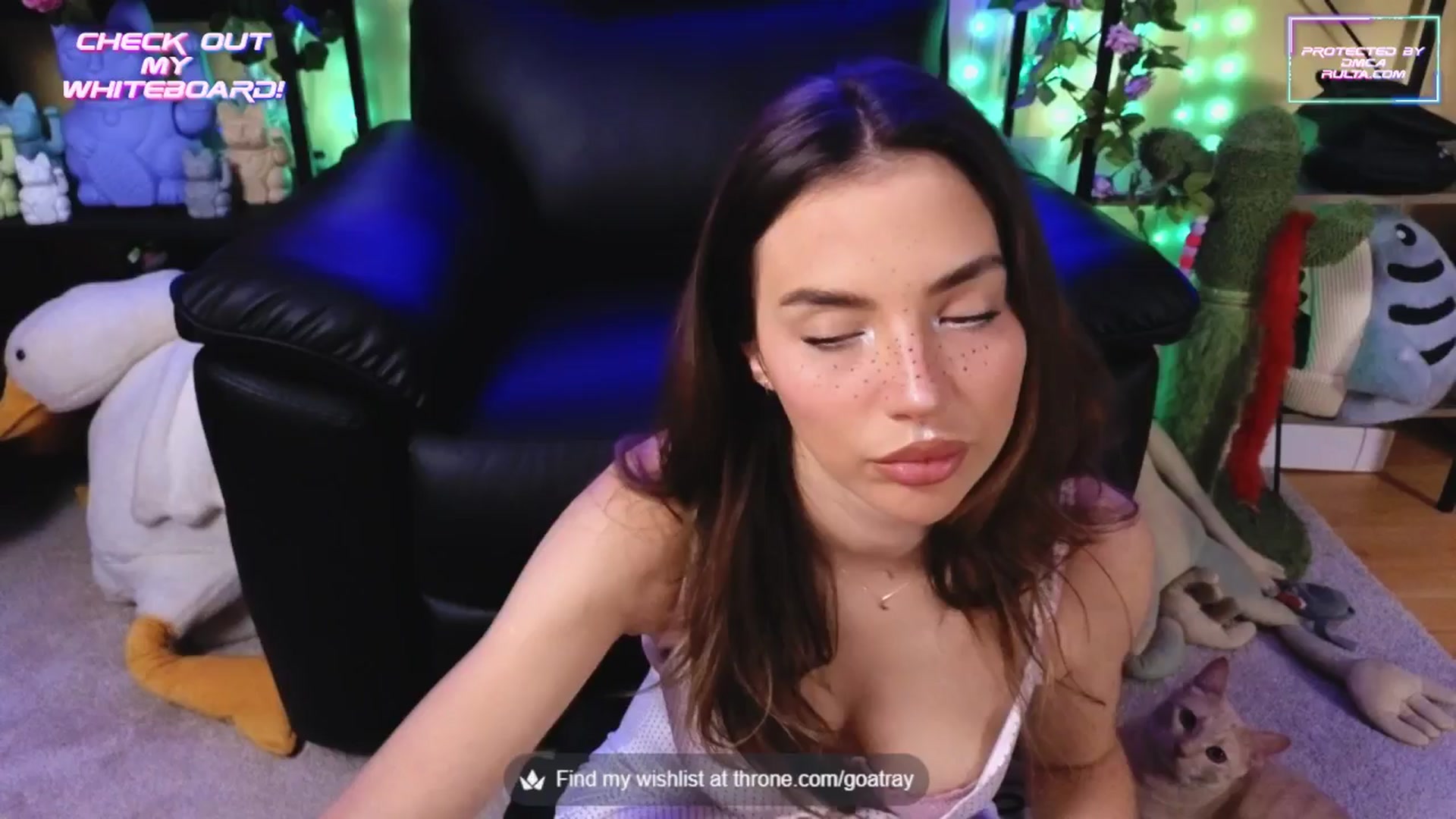 Gallery image thumbnail from TamaraRay's myfreecams stream on, 09/27/2025, 04:07 image 6 of 20