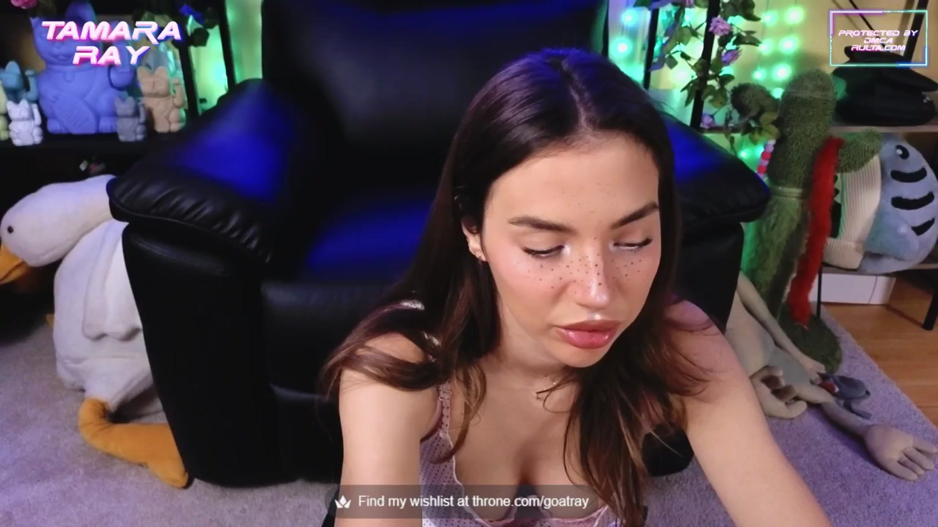 Gallery image thumbnail from TamaraRay's myfreecams stream on, 09/27/2025, 04:07 image 9 of 20