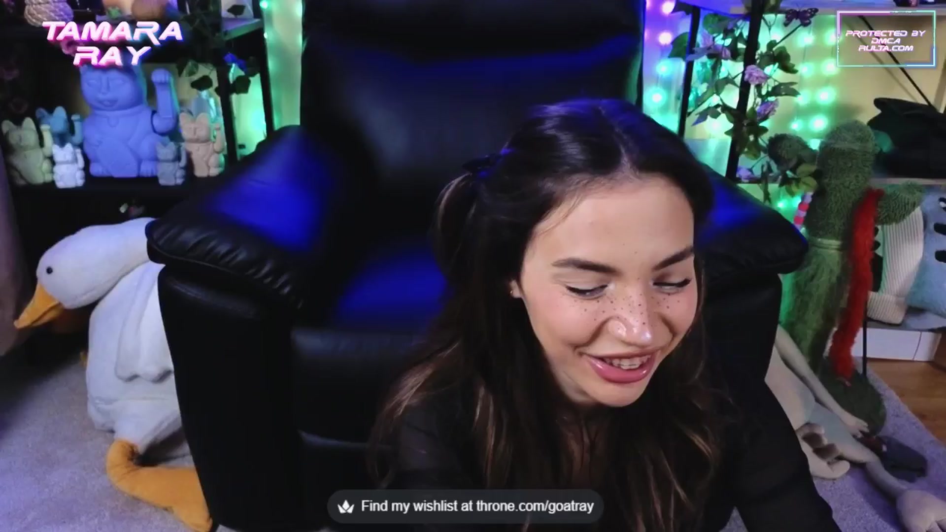 Gallery image thumbnail from TamaraRay's myfreecams stream on, 09/27/2025, 06:14 image 9 of 20