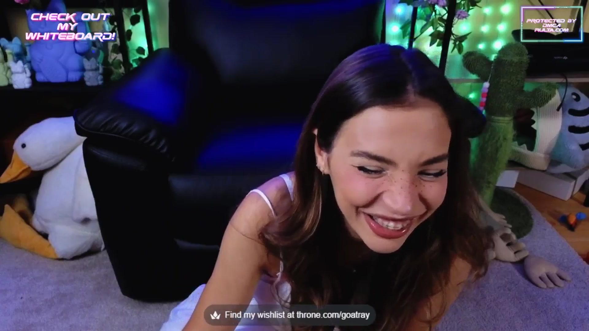 Gallery image thumbnail from TamaraRay's myfreecams stream on, 10/14/2025, 04:33 image 3 of 20