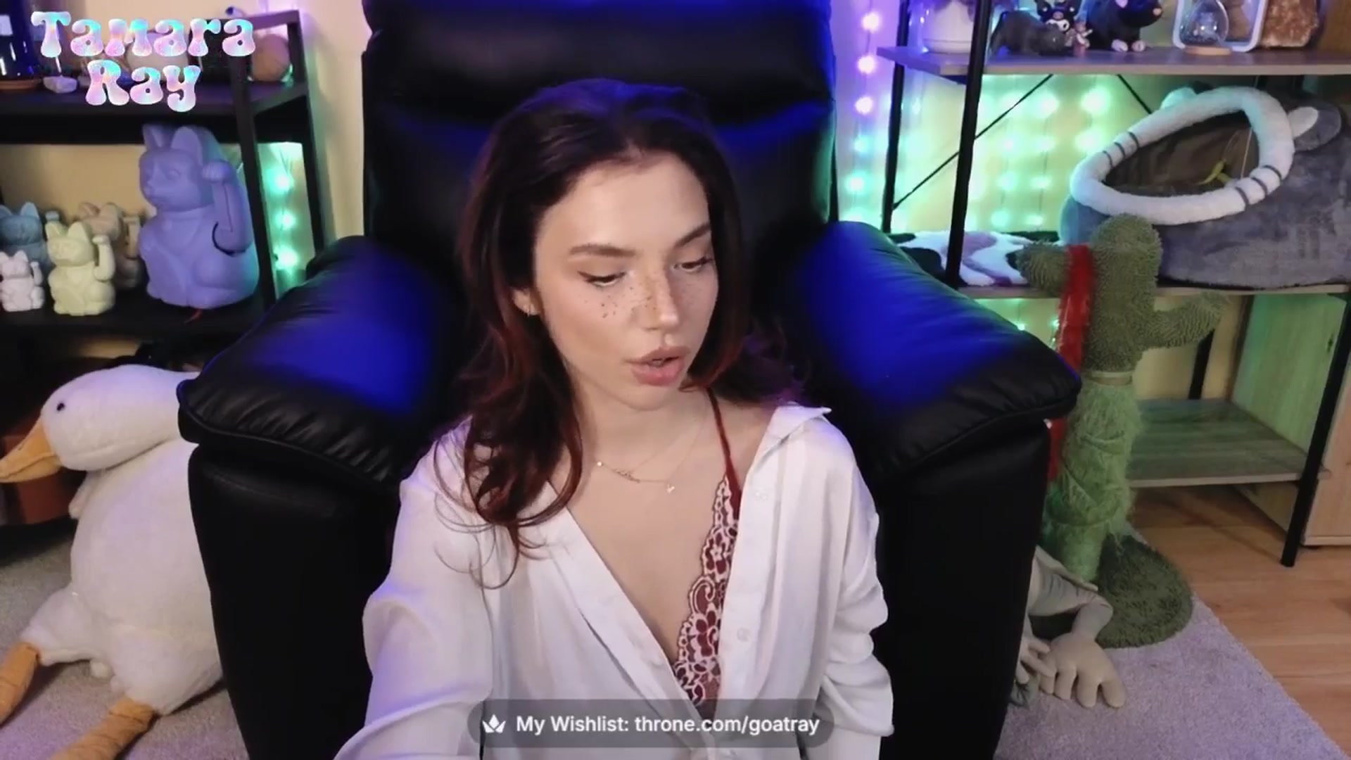 Gallery image thumbnail from TamaraRay's myfreecams stream on, 04/06/2026, 06:06 image 17 of 20