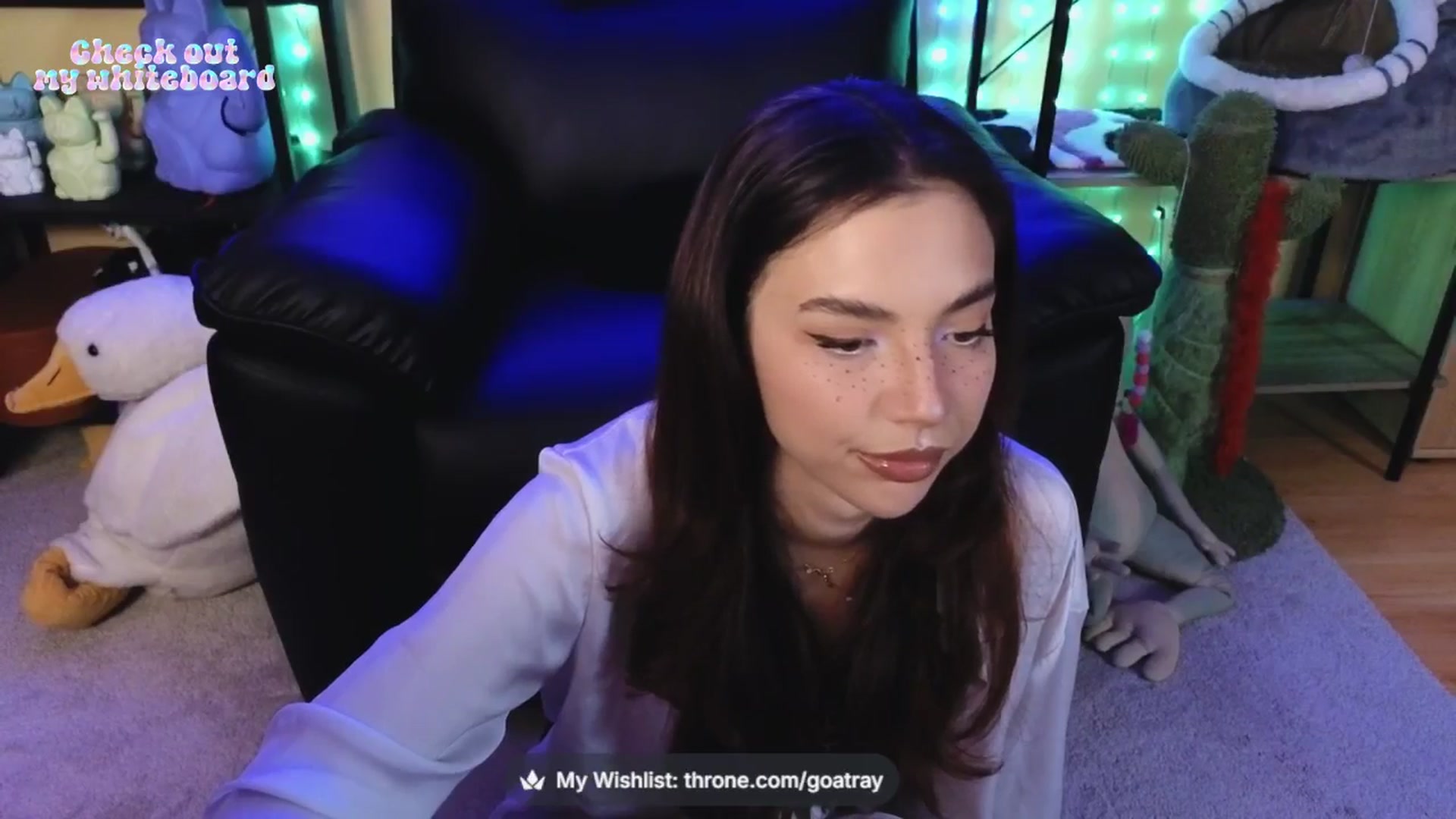 Gallery image thumbnail from TamaraRay's myfreecams stream on, 04/19/2026, 03:22 image 2 of 20