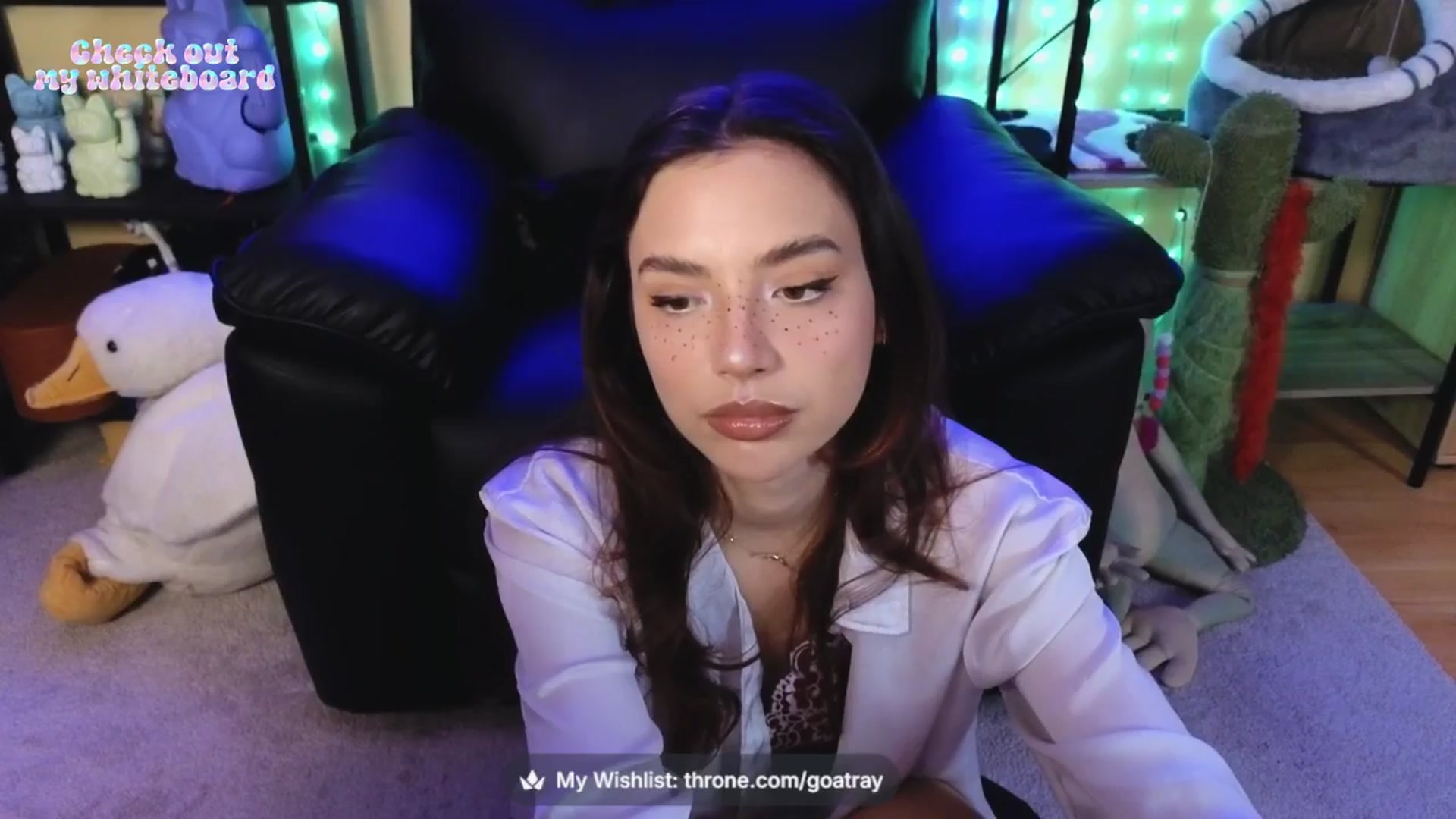 Gallery image thumbnail from TamaraRay's myfreecams stream on, 04/19/2026, 03:22 image 6 of 20