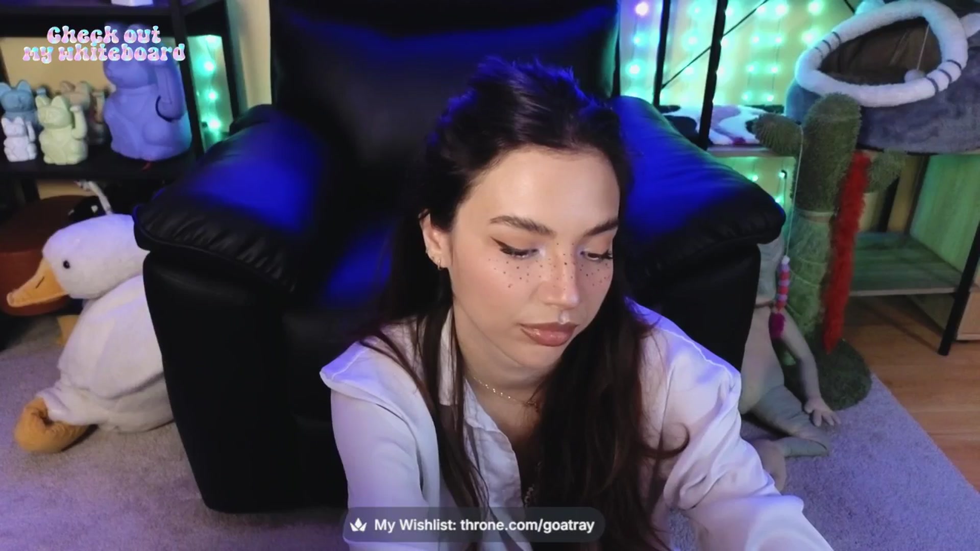 Gallery image thumbnail from TamaraRay's myfreecams stream on, 04/19/2026, 03:22 image 19 of 20