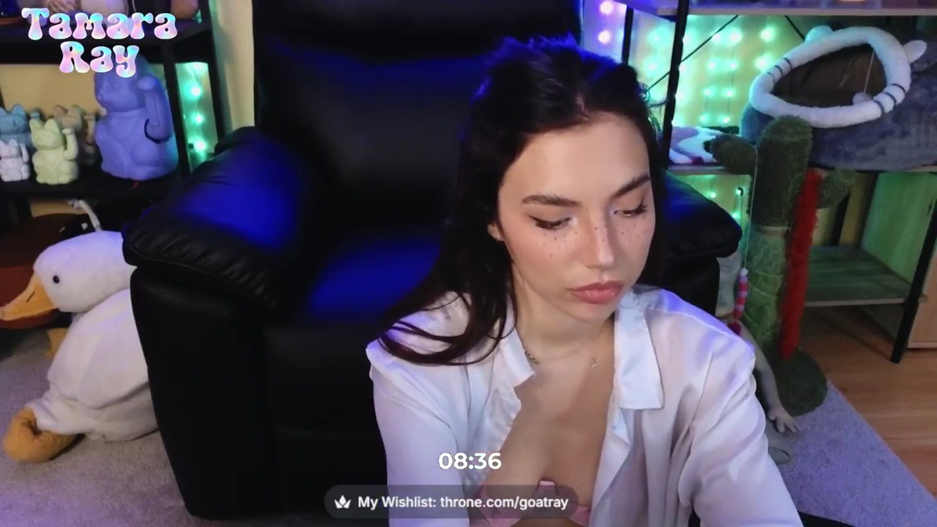 Gallery image thumbnail from TamaraRay's myfreecams stream on, 04/19/2026, 05:32 image 12 of 20