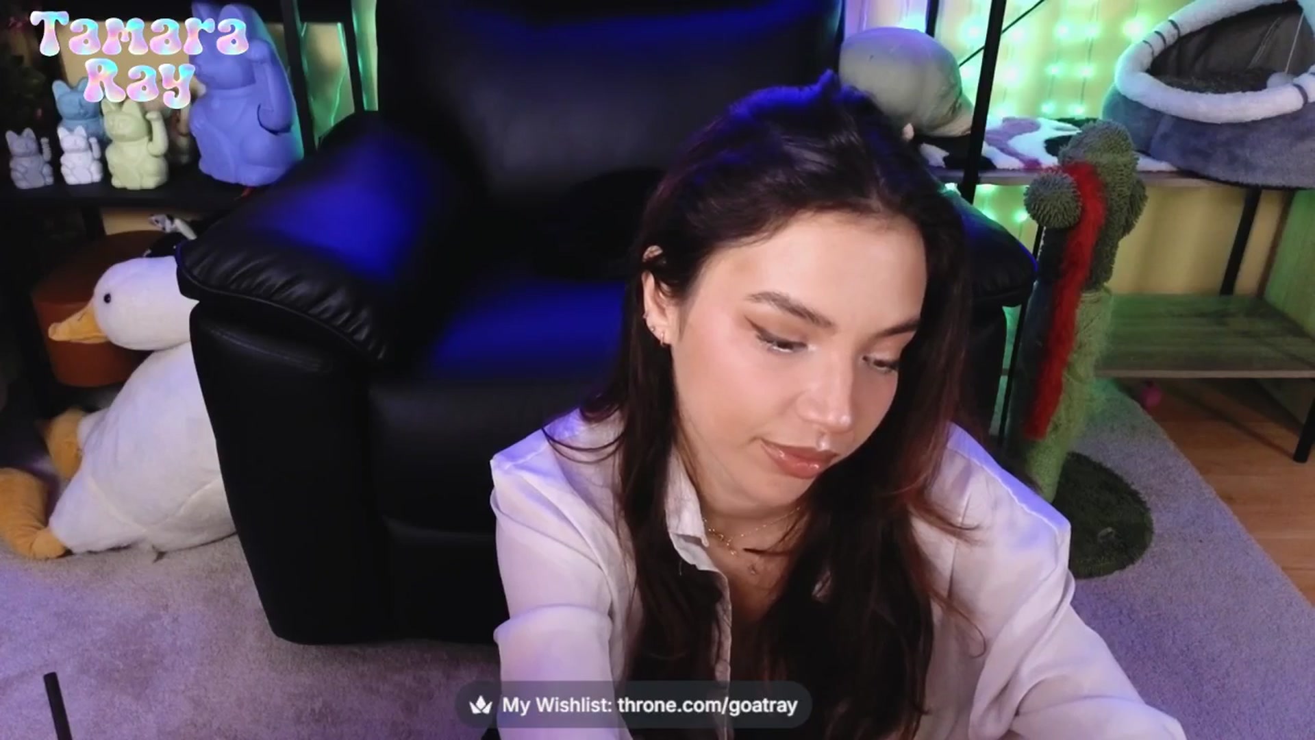 Gallery image thumbnail from TamaraRay's myfreecams stream on, 04/24/2026, 02:41 image 17 of 20