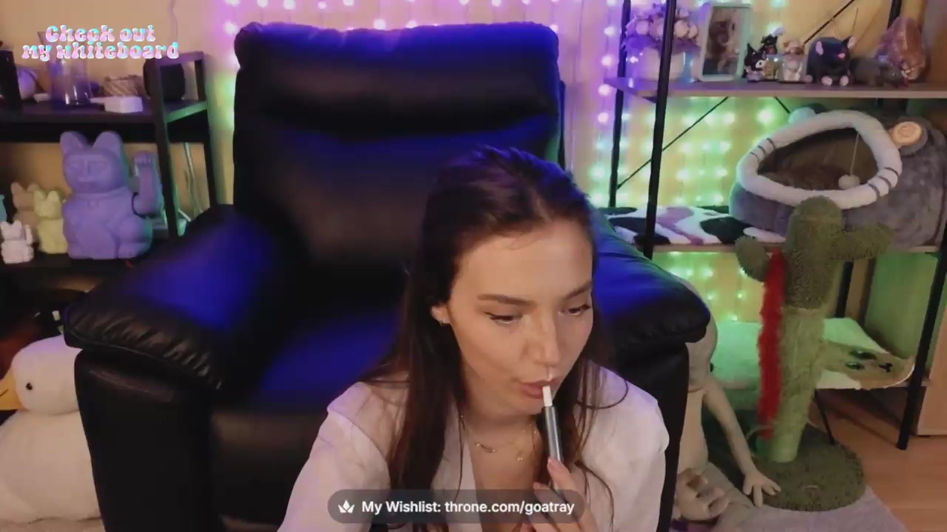Gallery image thumbnail from TamaraRay's myfreecams stream on, 06/19/2026, 06:51 image 10 of 20