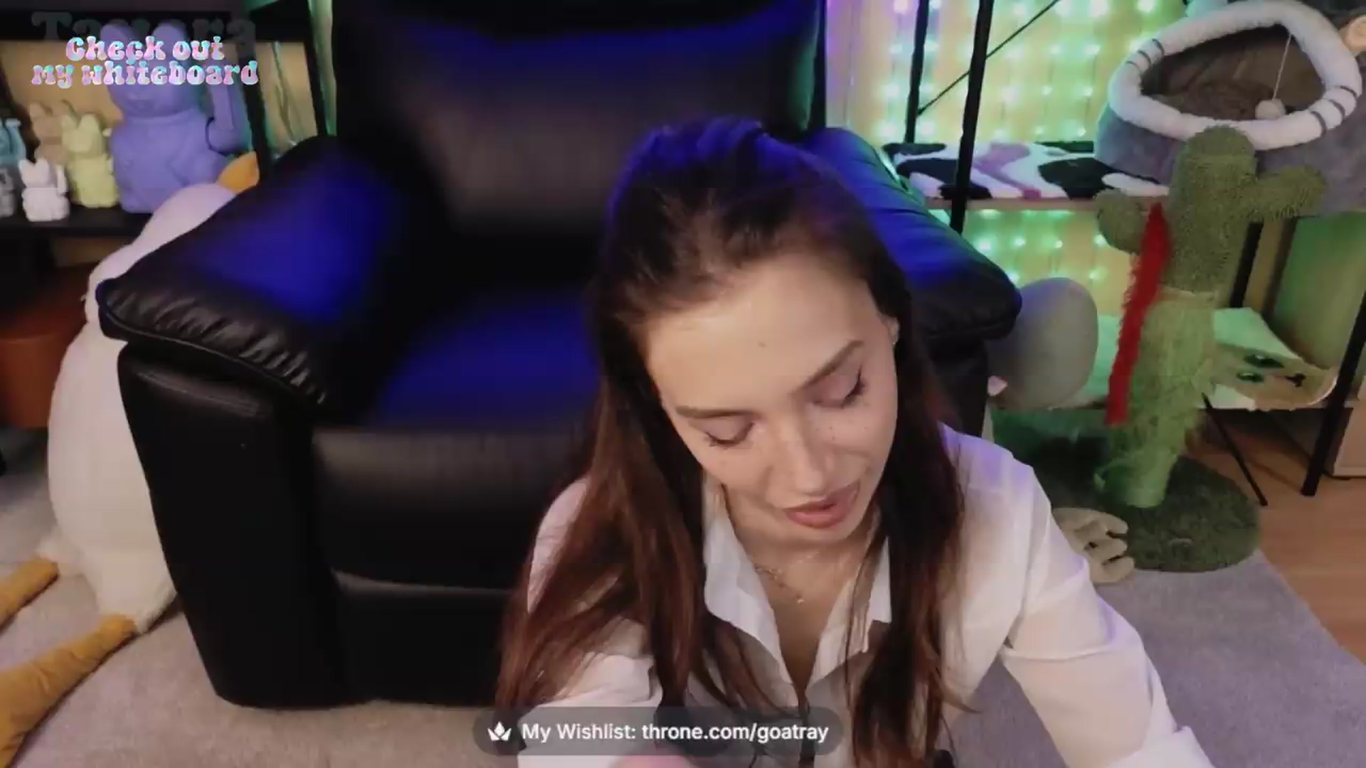 Gallery image thumbnail from TamaraRay's myfreecams stream on, 06/27/2026, 06:51 image 12 of 20