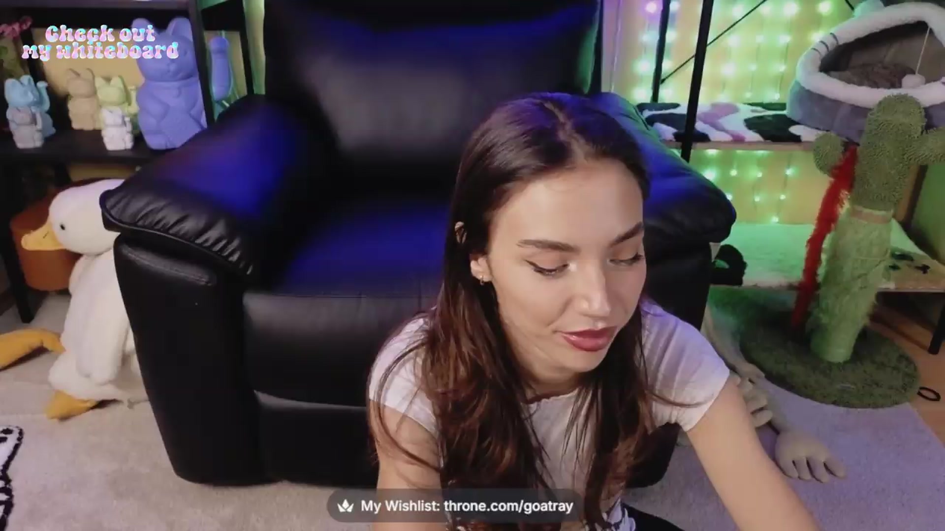 Gallery image thumbnail from TamaraRay's myfreecams stream on, 07/17/2026, 06:01 image 3 of 20