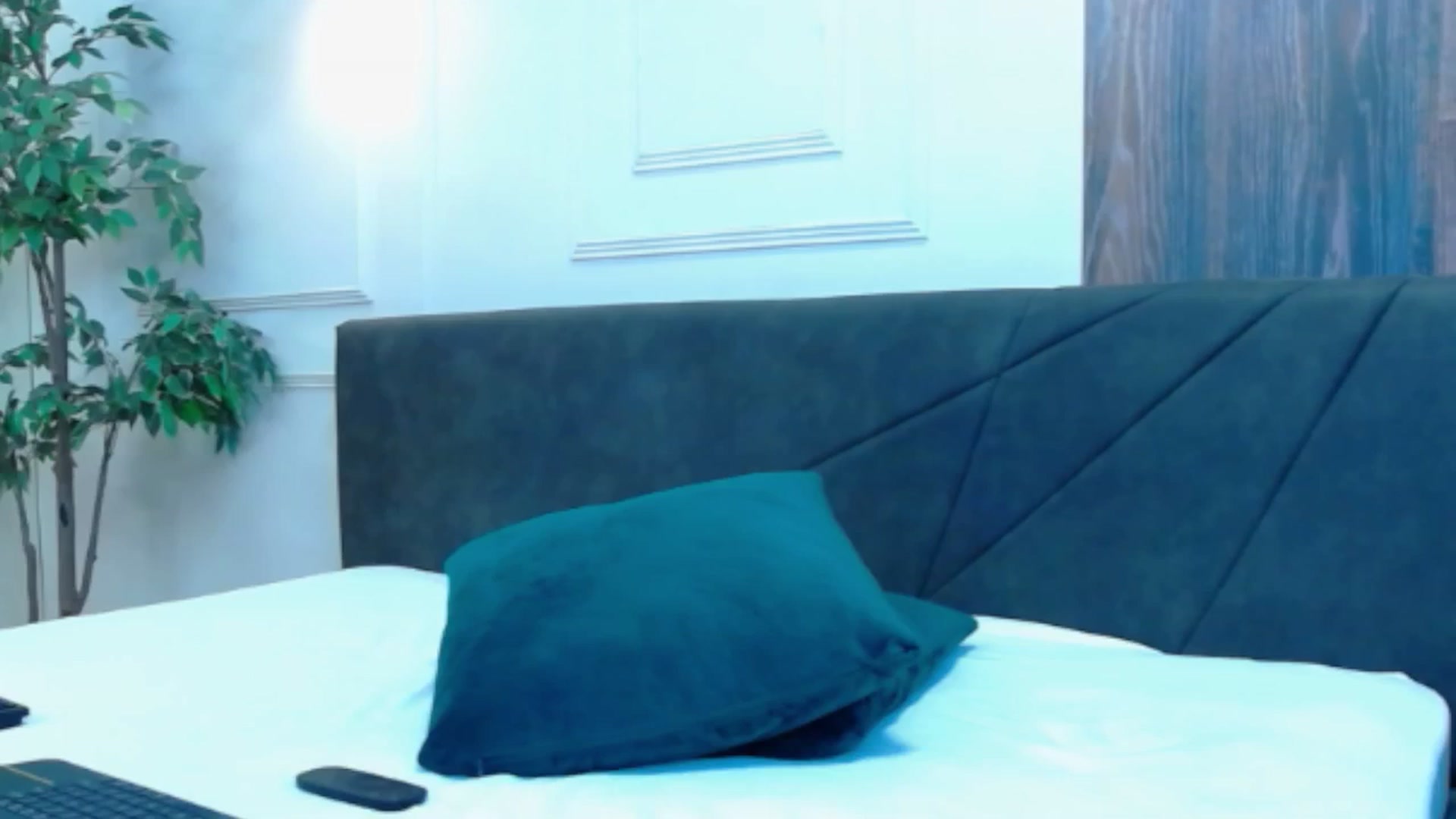 Gallery image thumbnail from Tamia_lou's myfreecams stream on, 08/06/2025, 21:11 image 20 of 20