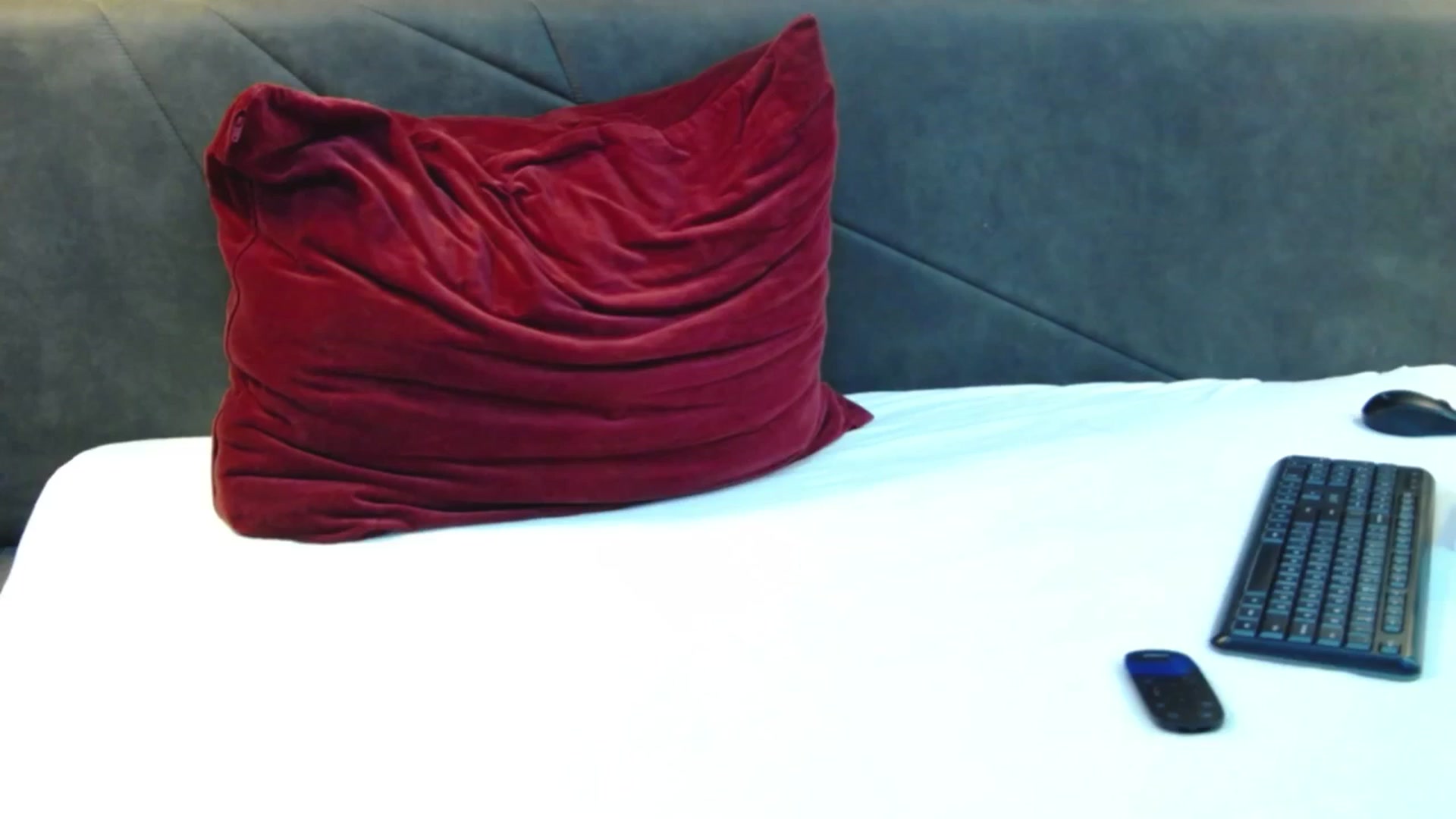 Gallery image thumbnail from Tamia_lou's myfreecams stream on, 08/10/2025, 24:44 image 18 of 20
