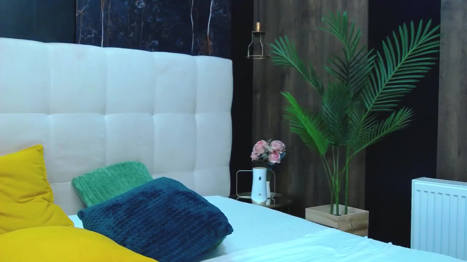 Gallery image thumbnail from Tamia_lou's myfreecams stream on, 10/13/2025, 14:12 image 1 of 20