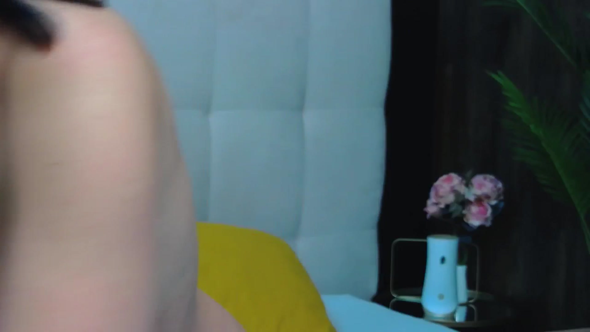 Gallery image thumbnail from Tamia_lou's myfreecams stream on, 10/18/2025, 17:29 image 9 of 20
