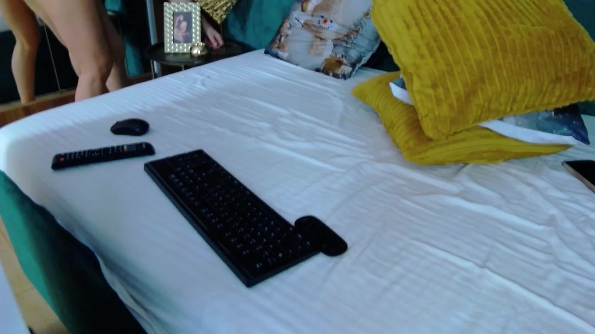 Gallery image thumbnail from Tamia_lou's myfreecams stream on, 01/03/2026, 11:35 image 15 of 20