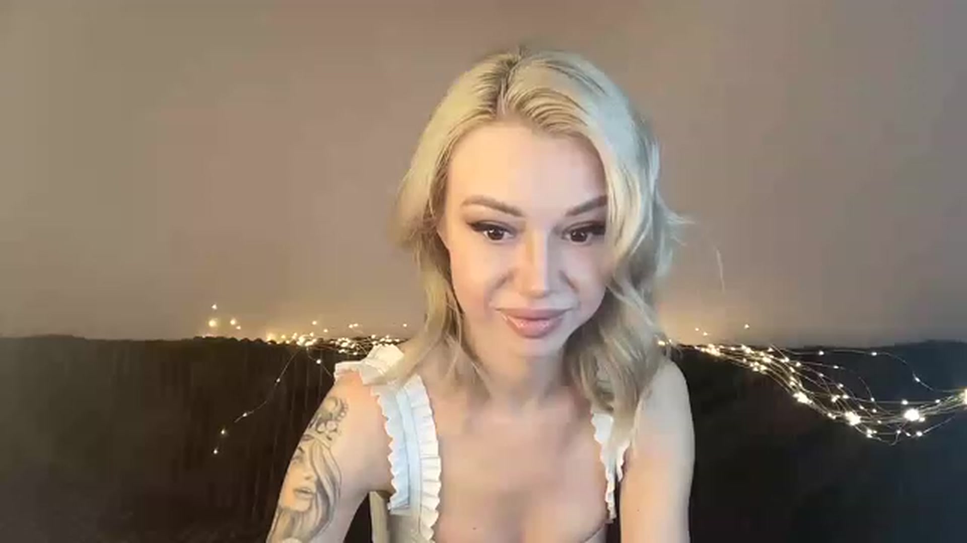 Gallery image thumbnail from TammyLynn's myfreecams stream on, 01/01/2023, 11:56 image 9 of 20