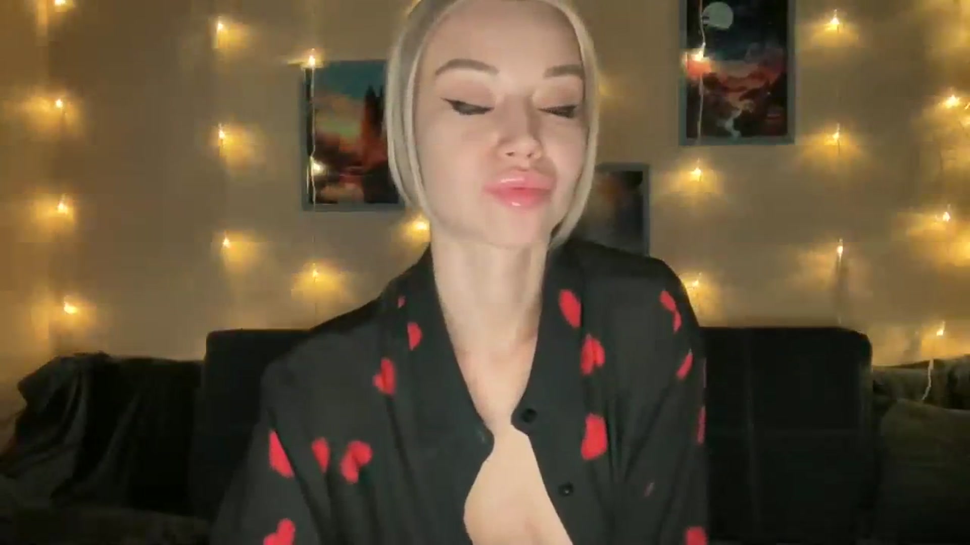 Gallery image thumbnail from TammyLynn's myfreecams stream on, 03/17/2024, 12:23 image 11 of 20