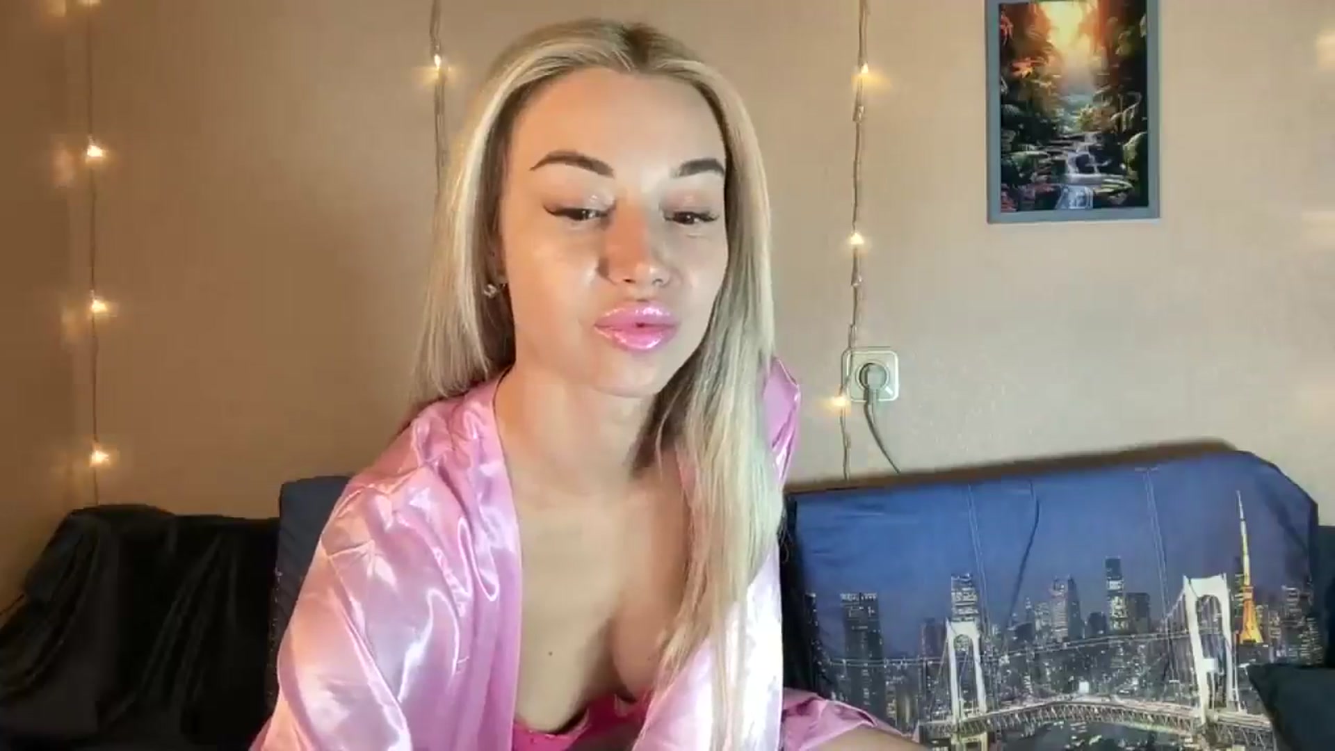 Gallery image thumbnail from TammyLynn's myfreecams stream on, 05/12/2024, 12:20 image 4 of 20