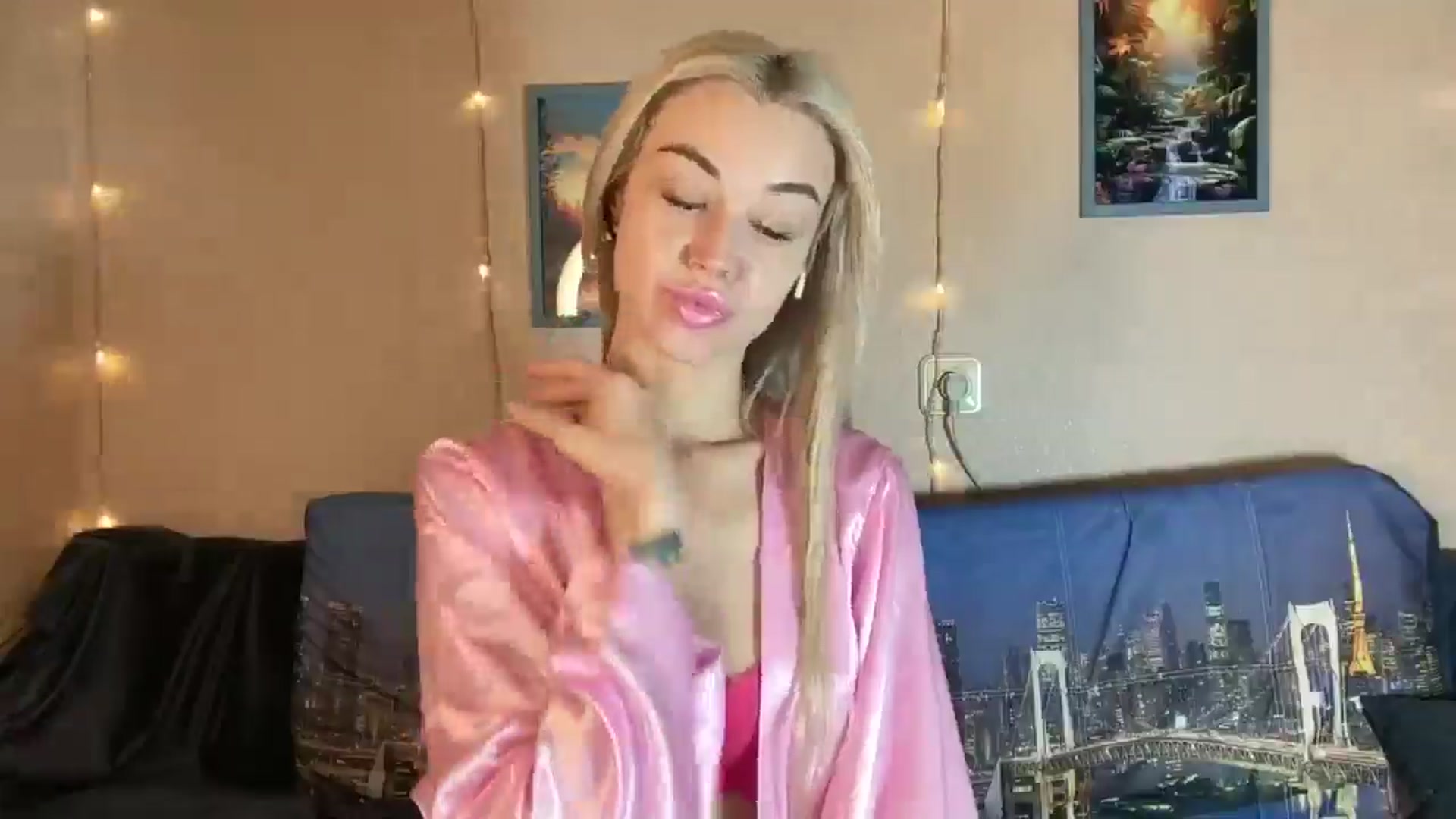 Gallery image thumbnail from TammyLynn's myfreecams stream on, 05/12/2024, 13:13 image 4 of 20