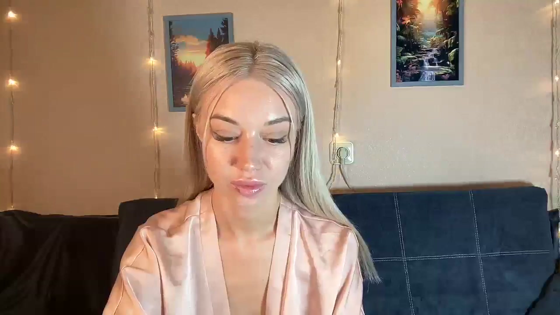 Gallery image thumbnail from TammyLynn's myfreecams stream on, 05/30/2024, 14:12 image 6 of 20
