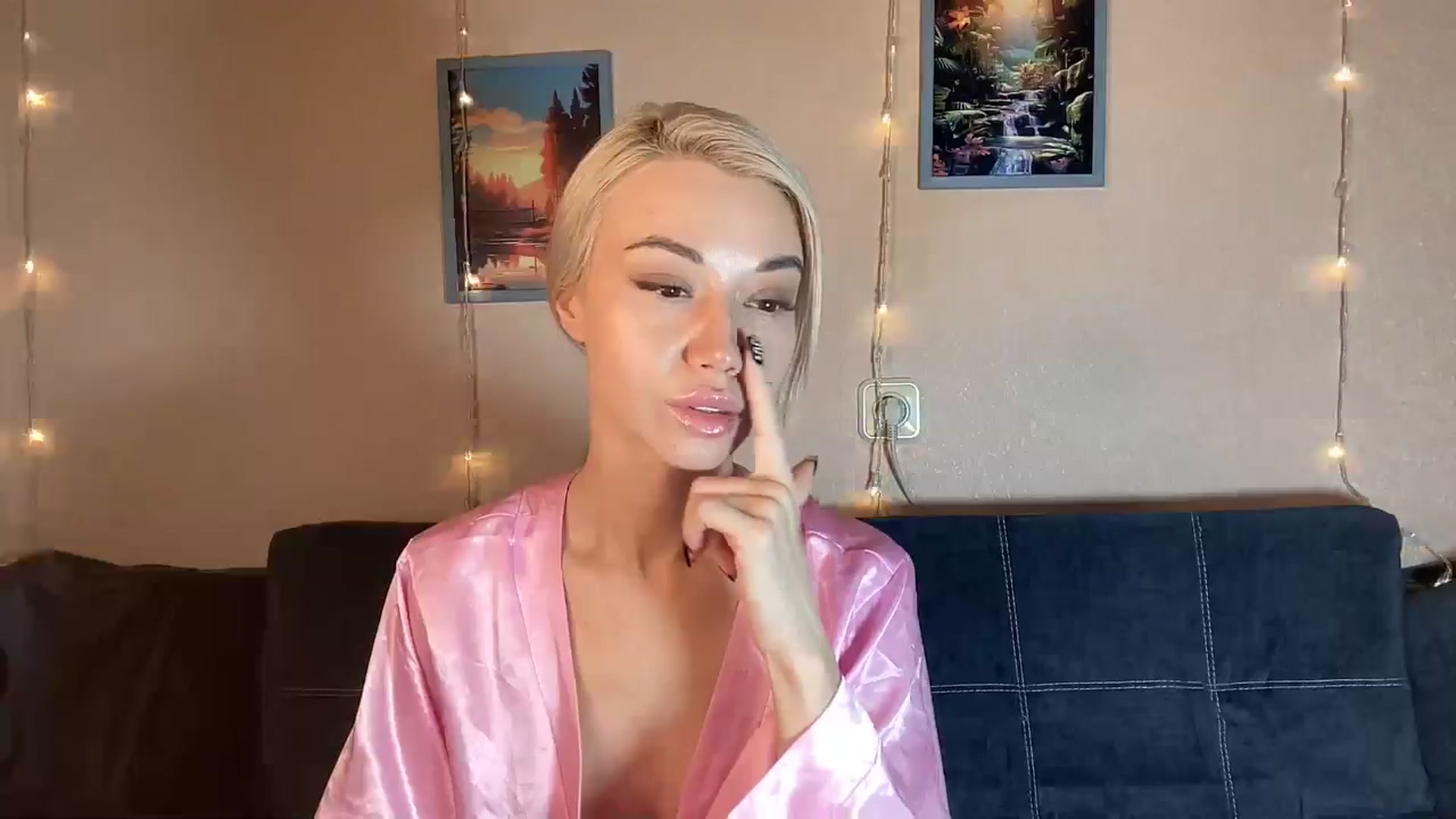 Gallery image thumbnail from TammyLynn's myfreecams stream on, 06/13/2024, 13:17 image 15 of 20