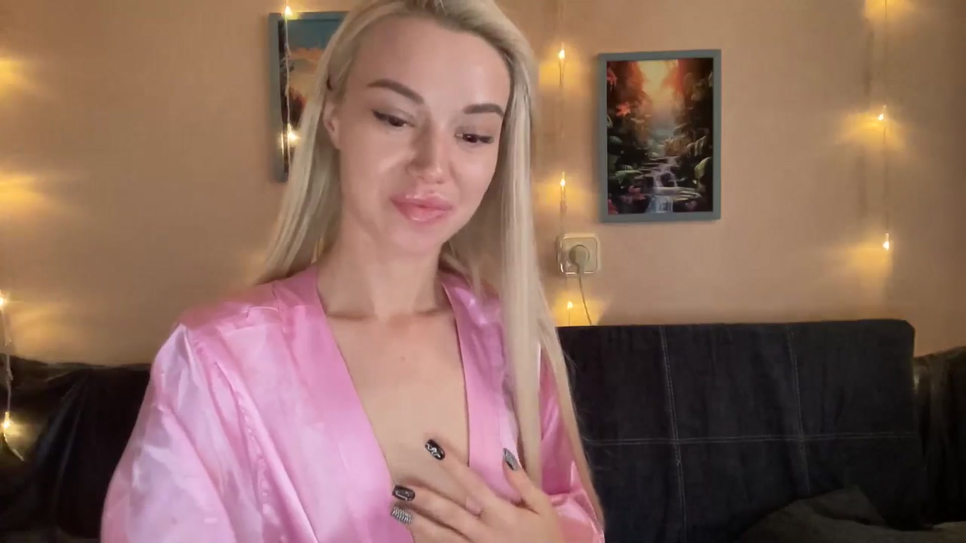 Gallery image thumbnail from TammyLynn's myfreecams stream on, 06/24/2024, 13:54 image 12 of 20