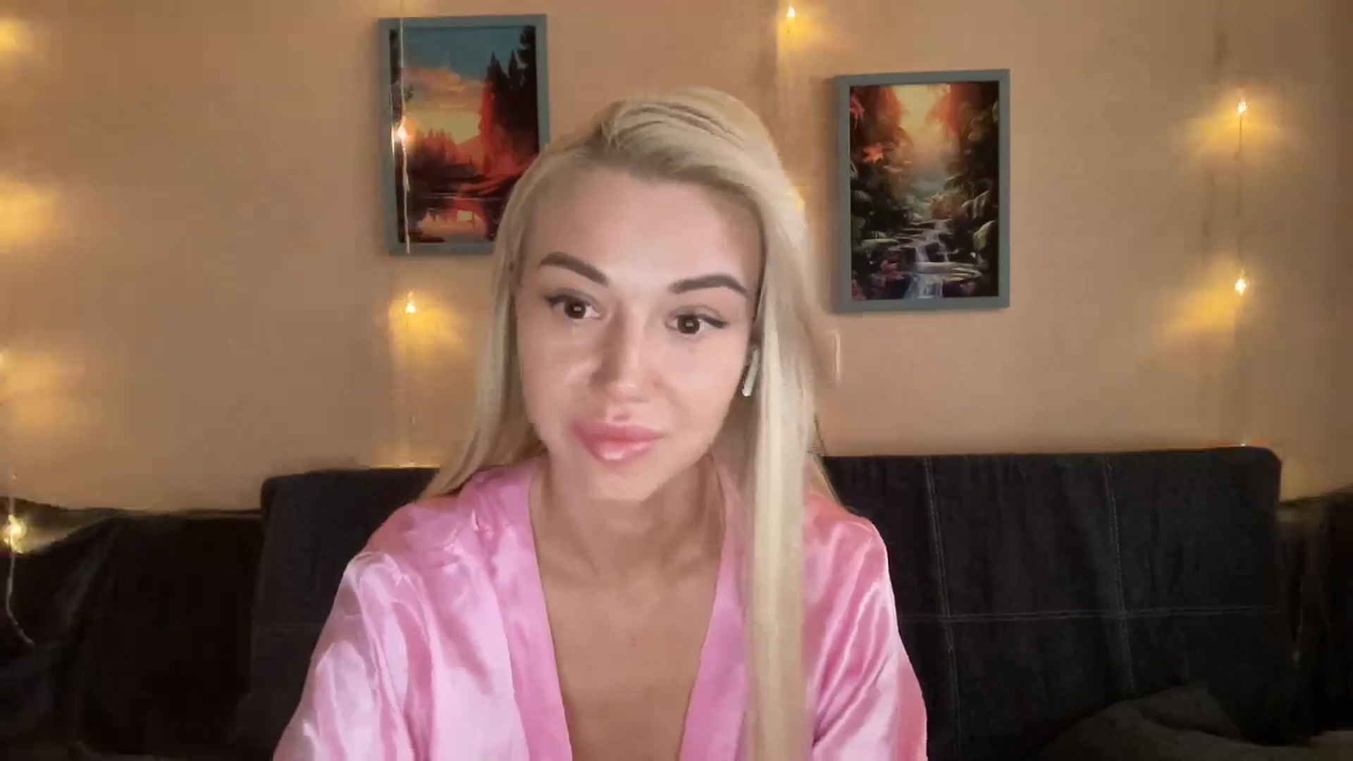 Gallery image thumbnail from TammyLynn's myfreecams stream on, 06/24/2024, 13:54 image 14 of 20