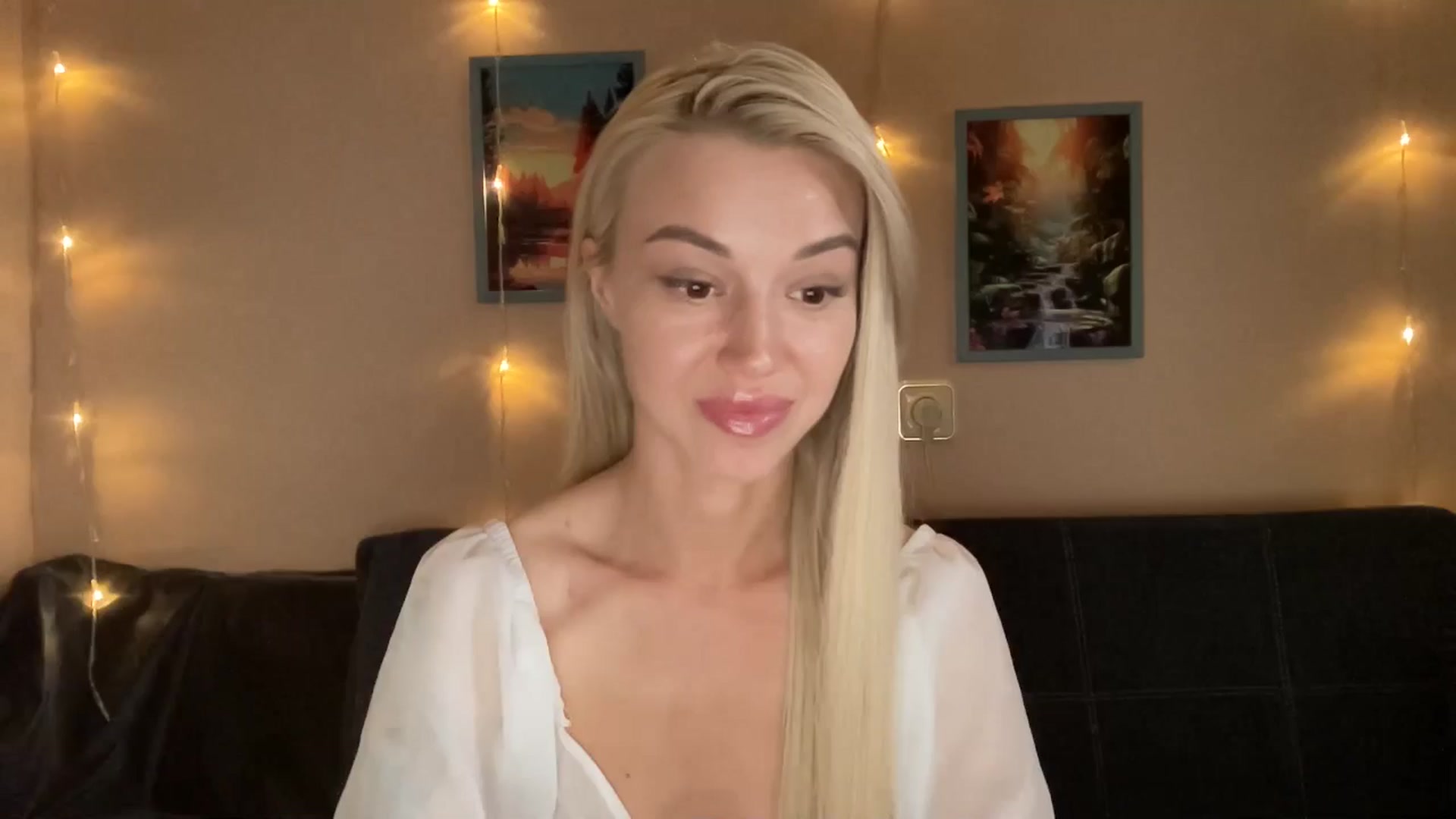 Gallery image thumbnail from TammyLynn's myfreecams stream on, 06/25/2024, 13:10 image 17 of 20