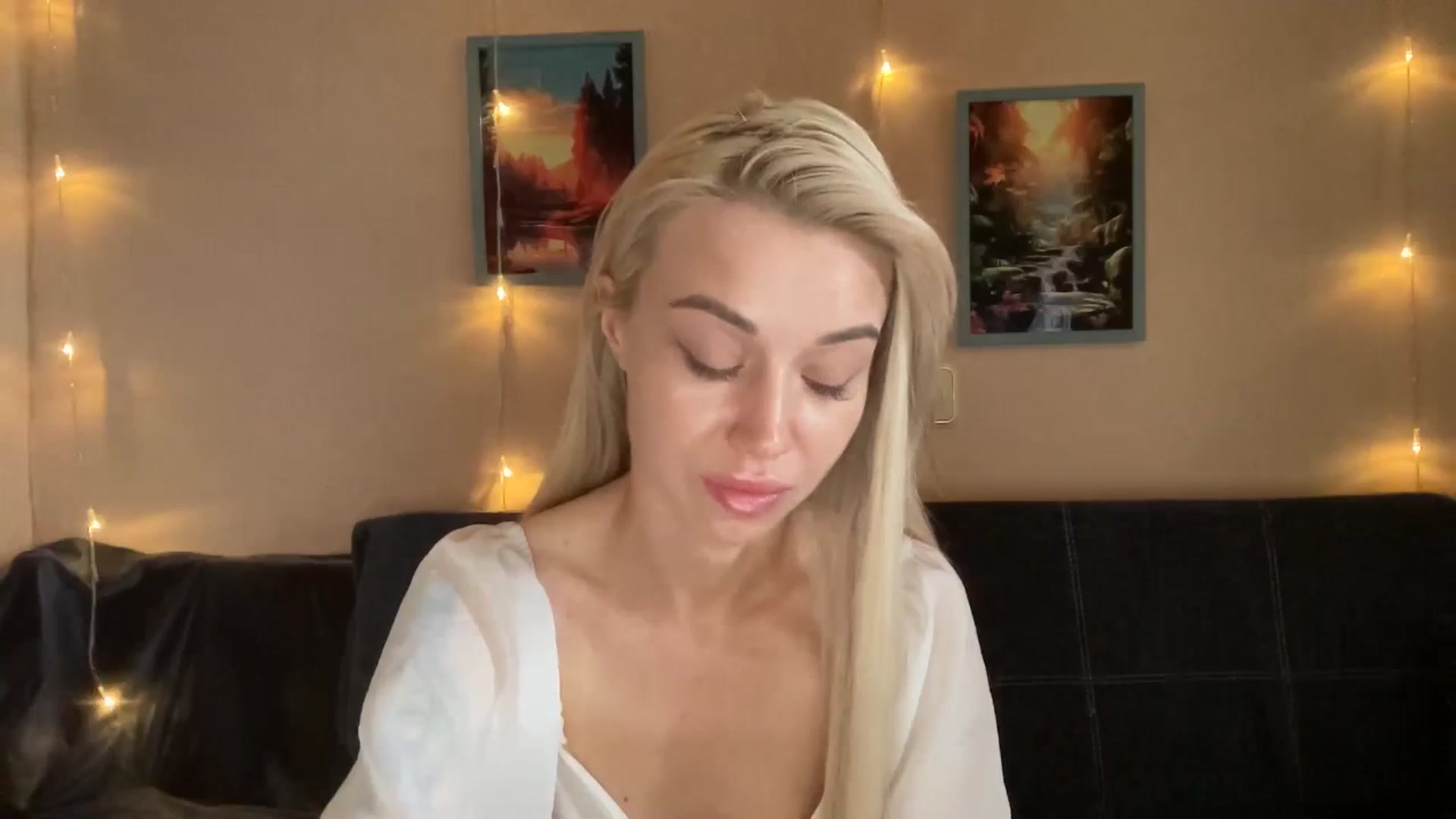 Gallery image thumbnail from TammyLynn's myfreecams stream on, 06/25/2024, 14:14 image 17 of 20