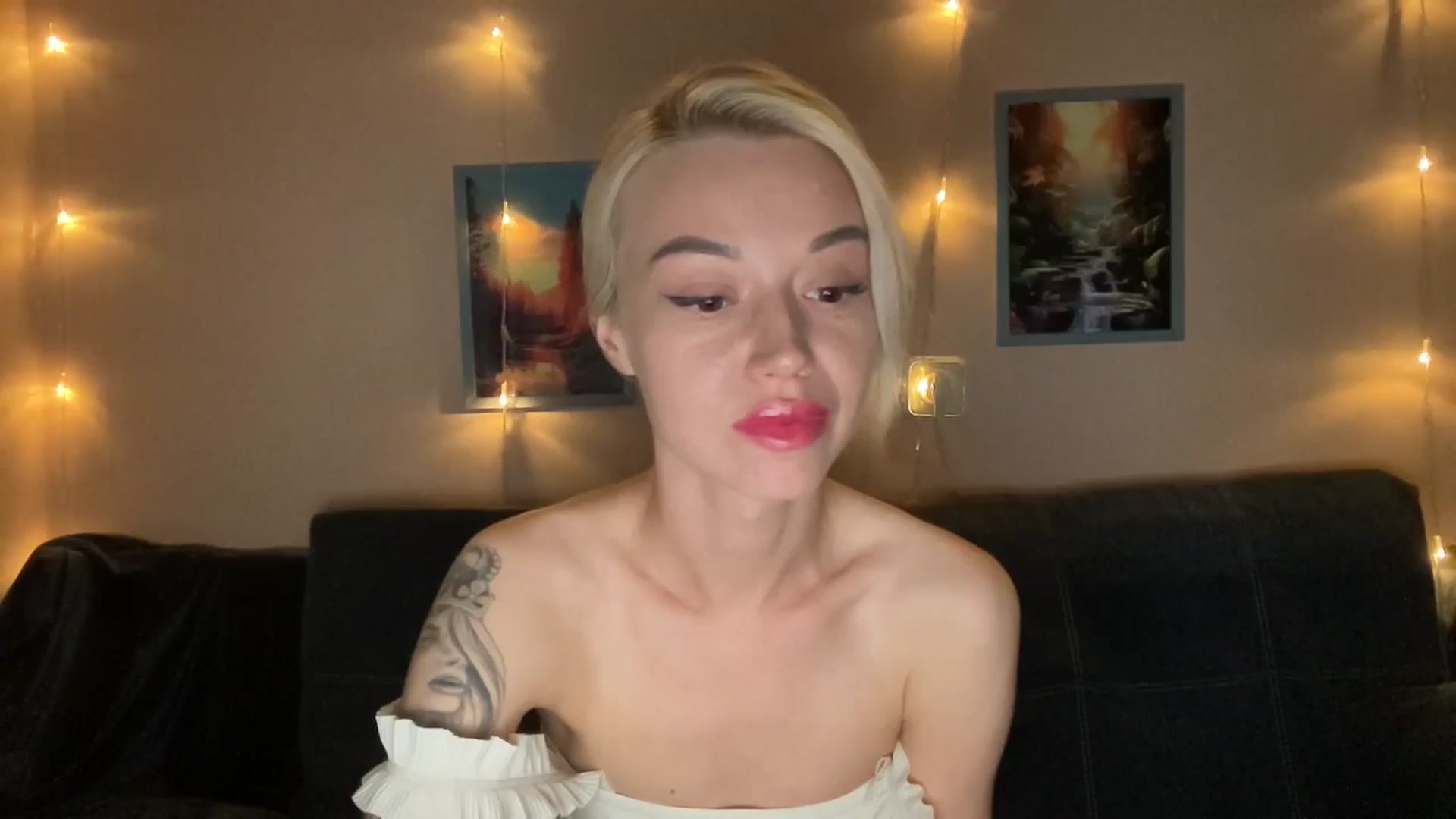 Gallery image thumbnail from TammyLynn's myfreecams stream on, 08/04/2024, 11:38 image 16 of 20