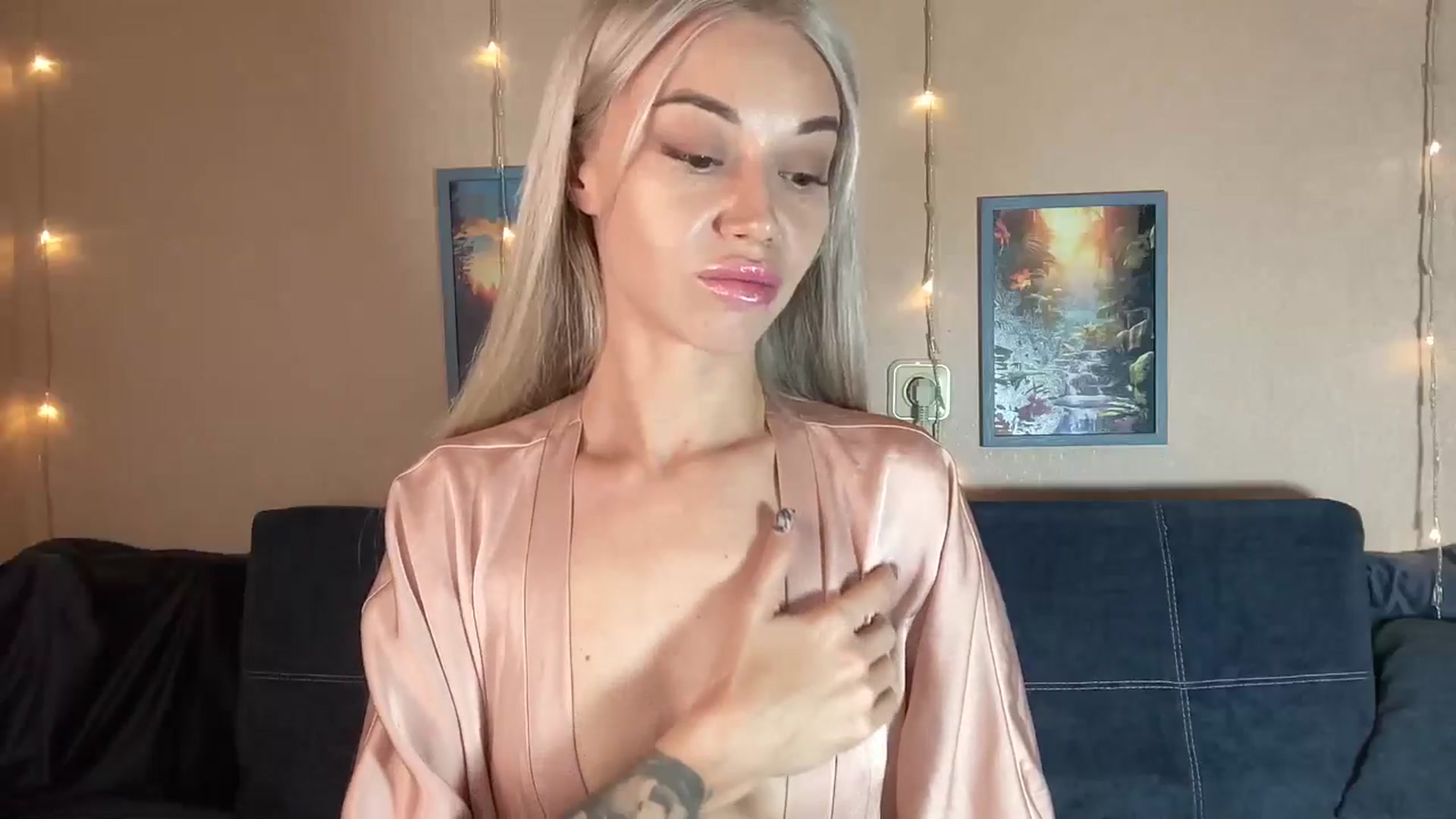 Gallery image thumbnail from TammyLynn's myfreecams stream on, 08/12/2024, 12:14 image 16 of 20