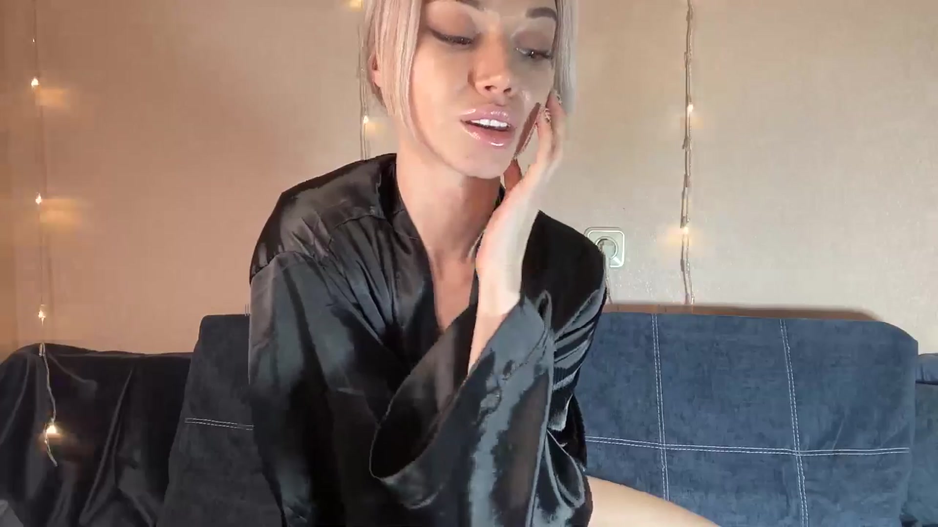 Gallery image thumbnail from TammyLynn's myfreecams stream on, 11/18/2024, 16:16 image 2 of 20