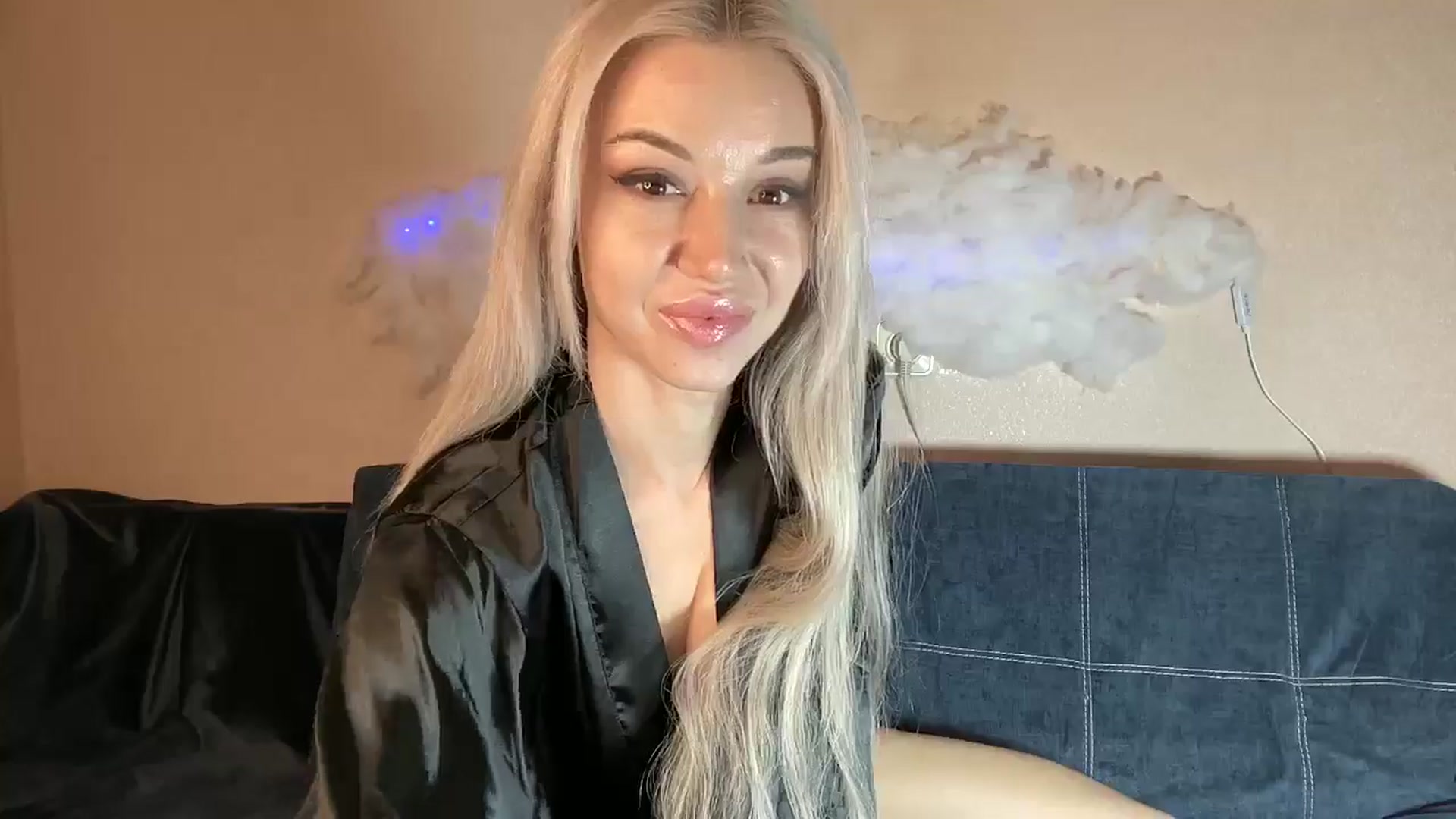 Gallery image thumbnail from TammyLynn's myfreecams stream on, 12/02/2024, 13:28 image 16 of 20