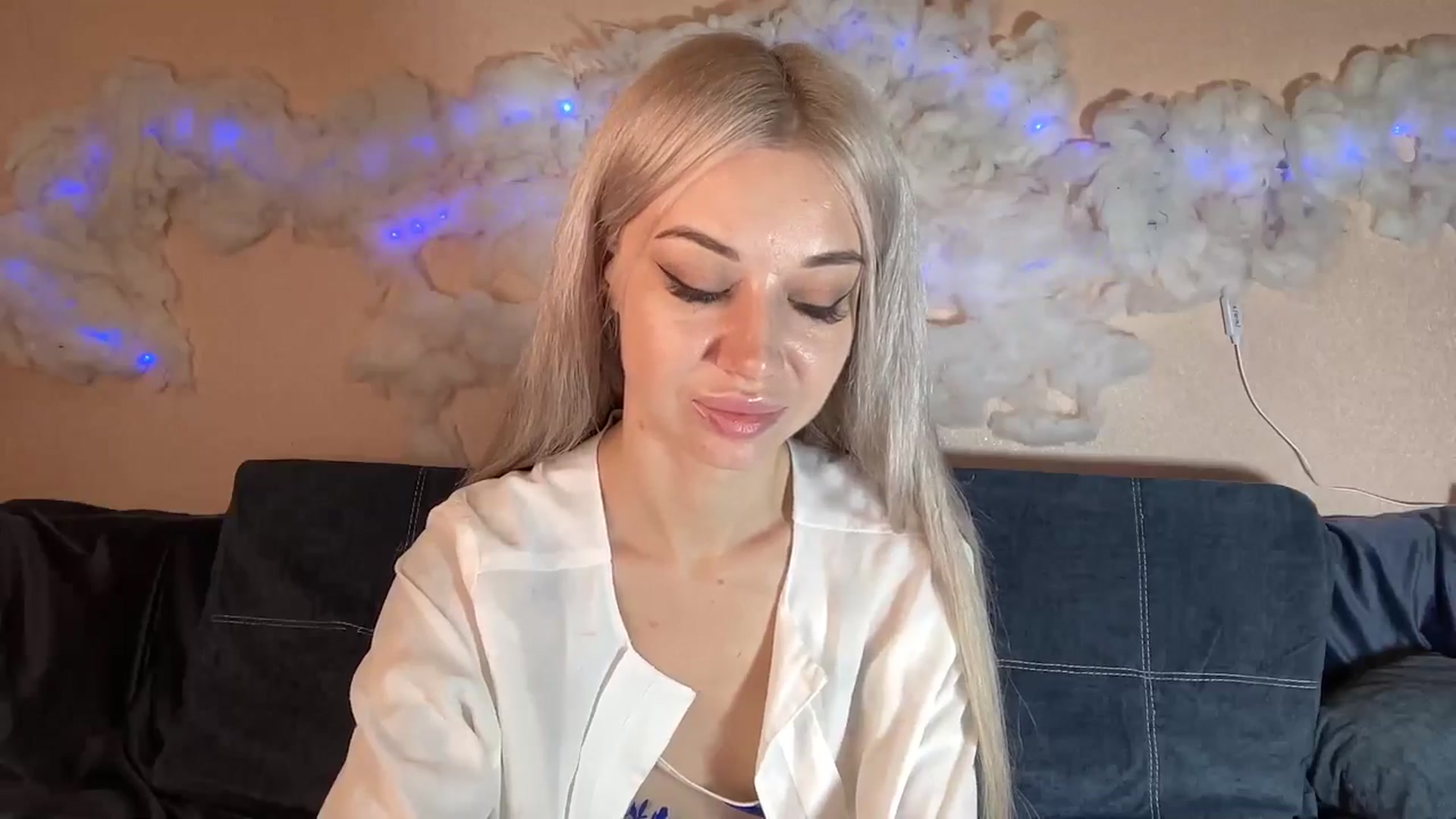 Gallery image thumbnail from TammyLynn's myfreecams stream on, 12/24/2024, 15:19 image 14 of 20