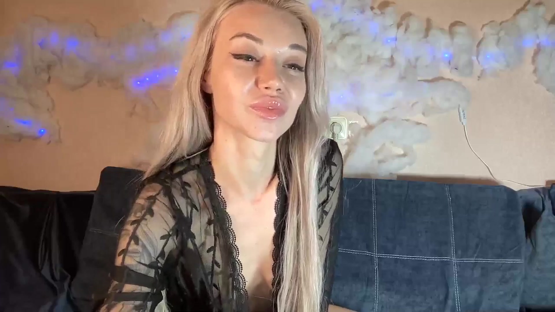 Gallery image thumbnail from TammyLynn's myfreecams stream on, 12/26/2024, 14:05 image 18 of 20