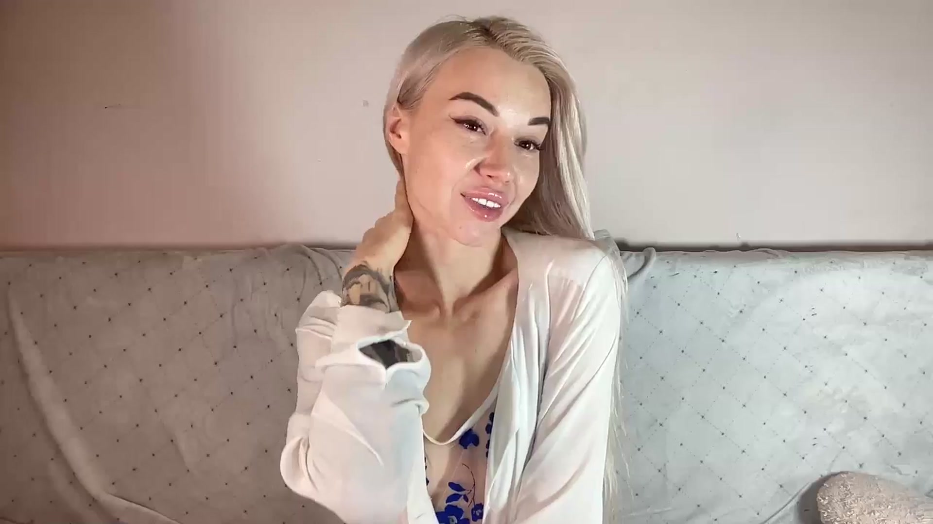 Gallery image thumbnail from TammyLynn's myfreecams stream on, 11/16/2025, 12:03 image 12 of 20