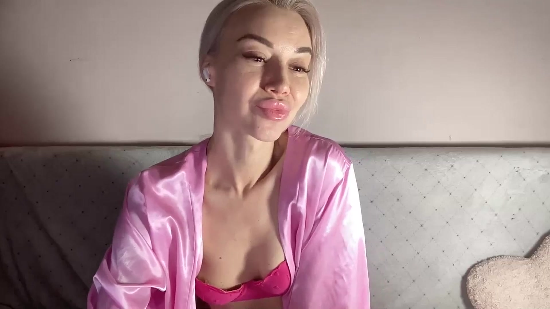 Gallery image thumbnail from TammyLynn's myfreecams stream on, 12/24/2025, 12:28 image 12 of 20