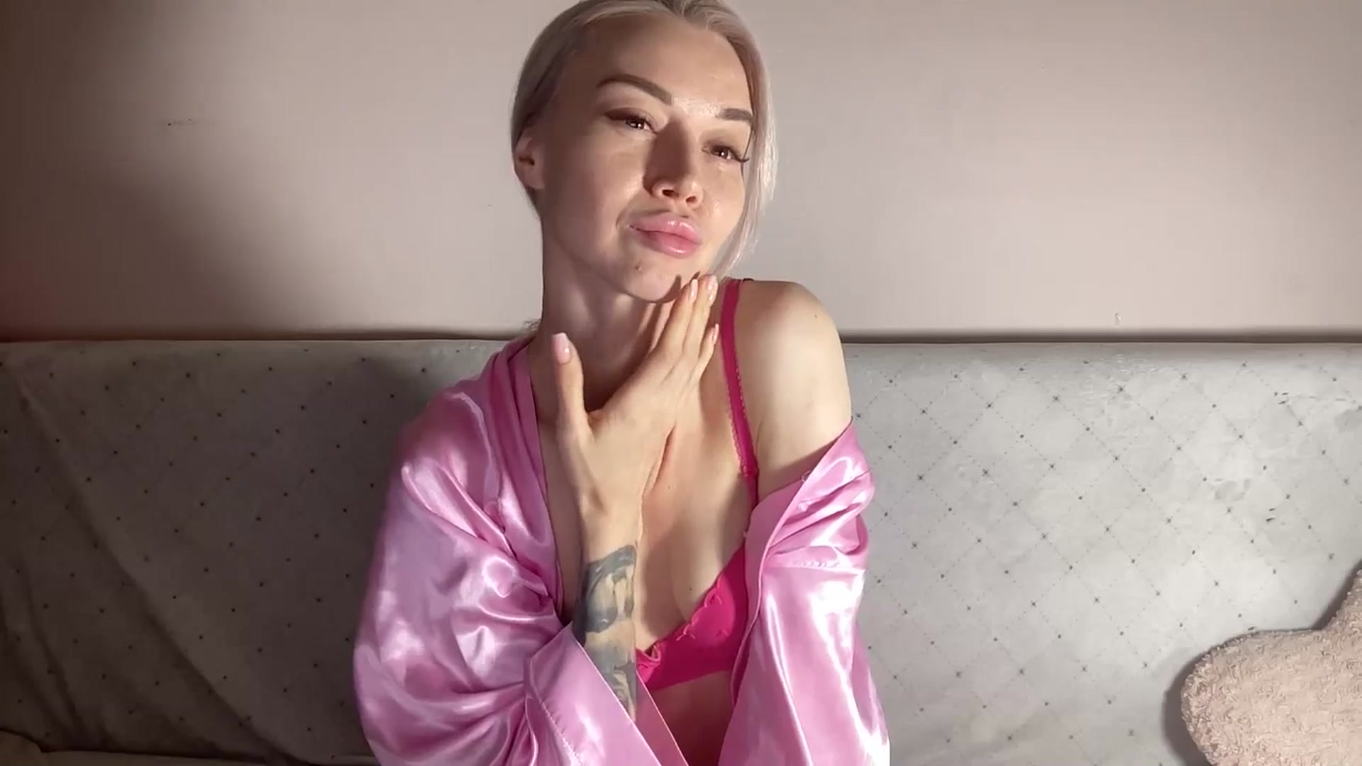 Gallery image thumbnail from TammyLynn's myfreecams stream on, 12/24/2025, 14:29 image 2 of 20