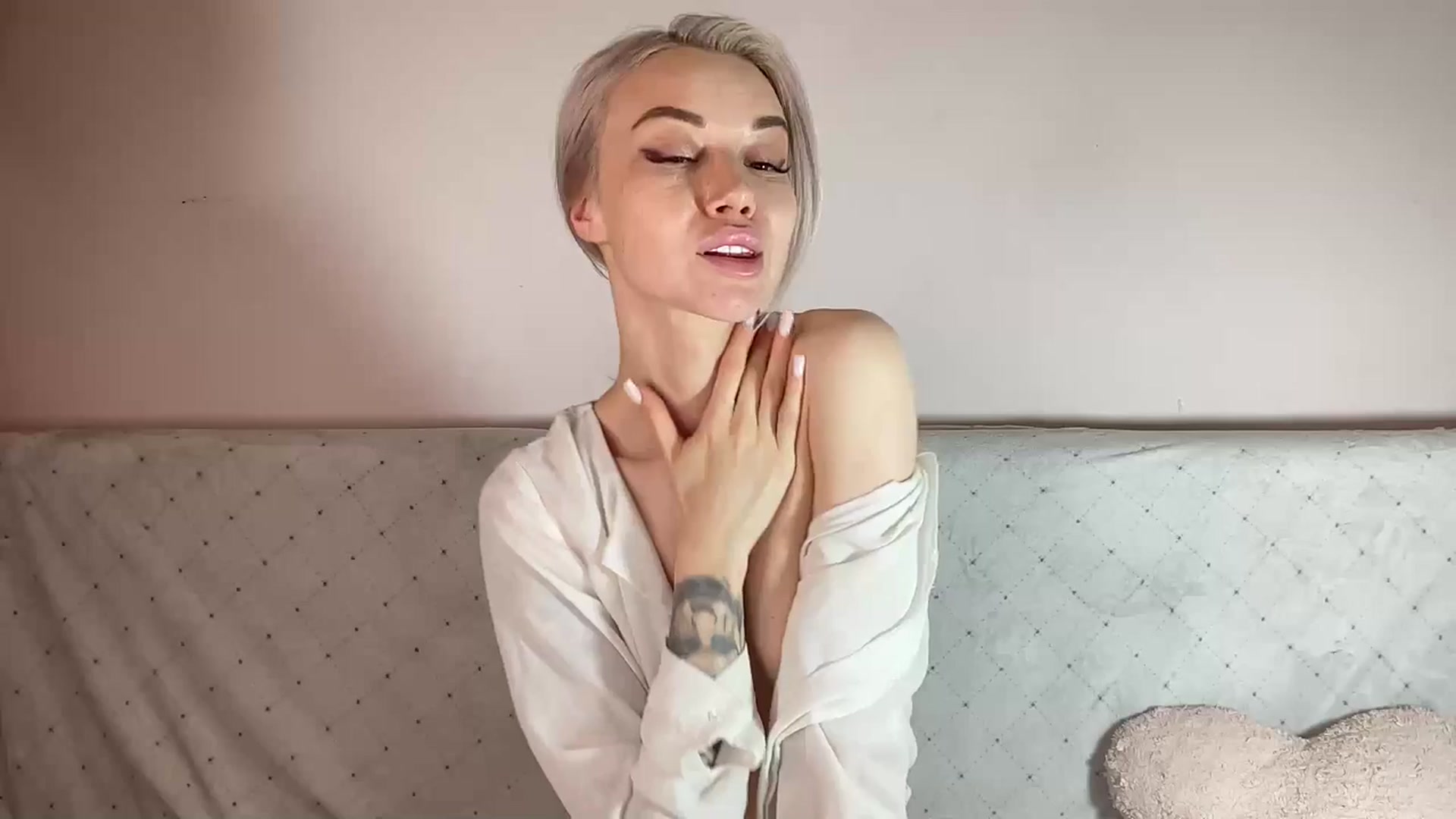 Gallery image thumbnail from TammyLynn's myfreecams stream on, 12/27/2025, 14:54 image 14 of 20