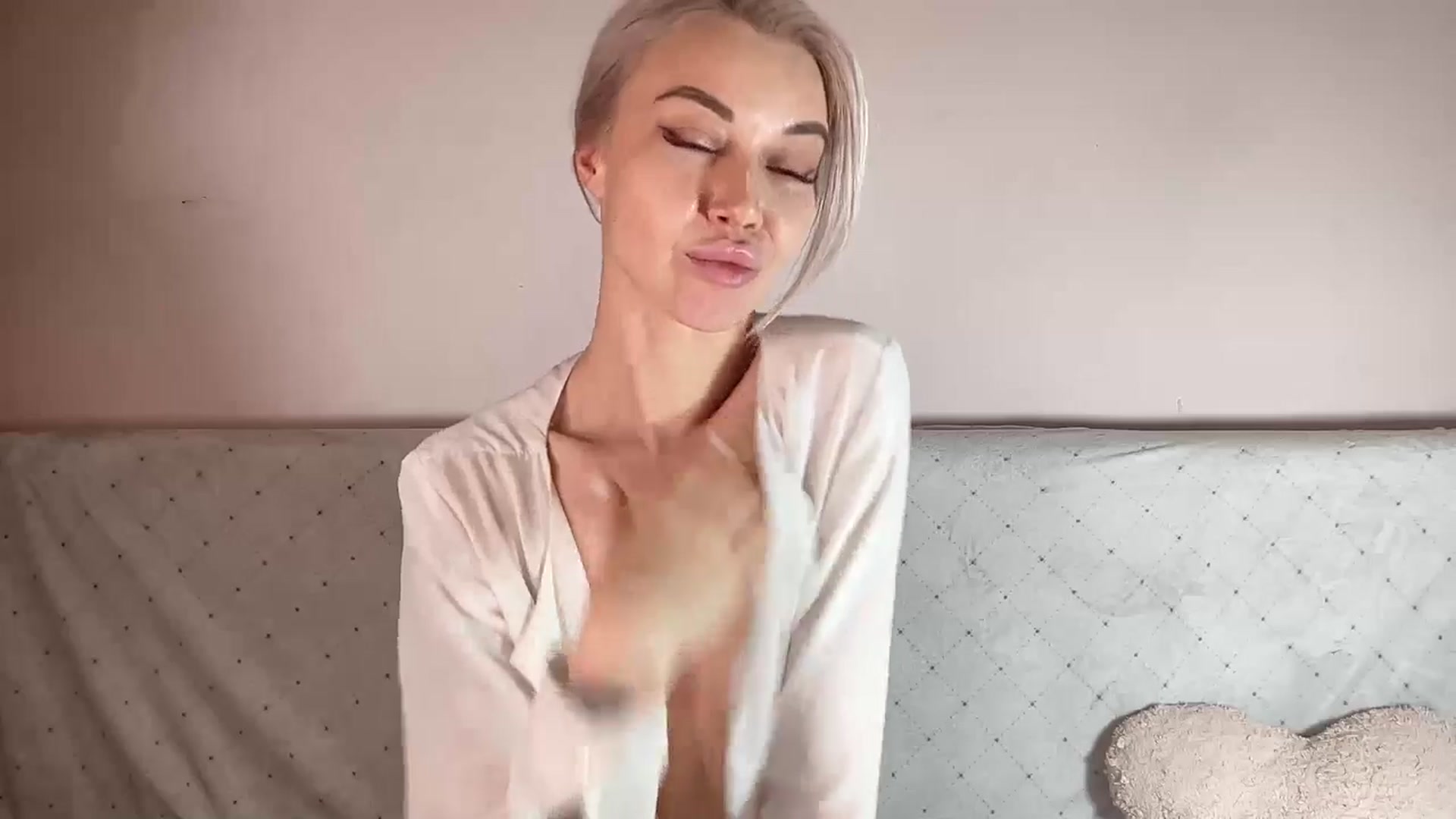 Gallery image thumbnail from TammyLynn's myfreecams stream on, 12/27/2025, 14:54 image 19 of 20