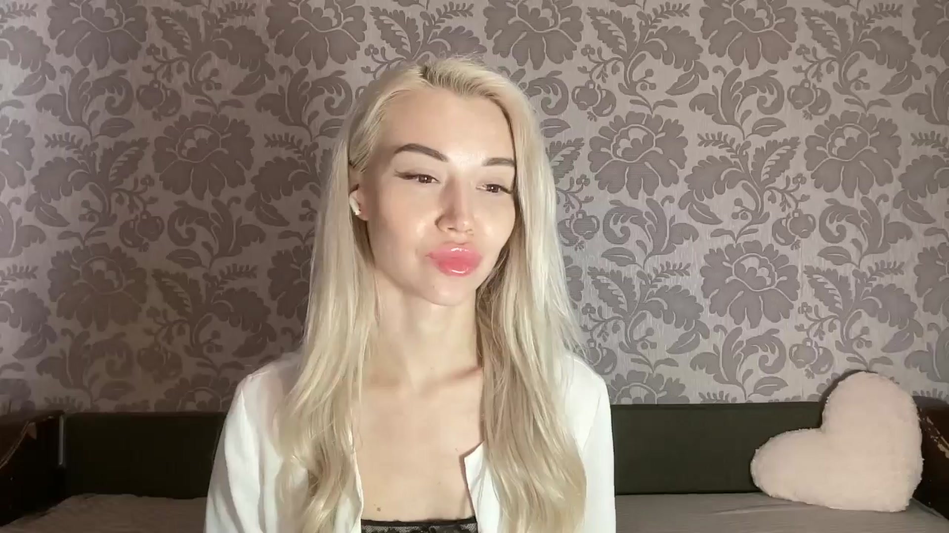 Gallery image thumbnail from TammyLynn's myfreecams stream on, 04/16/2026, 14:54 image 19 of 20