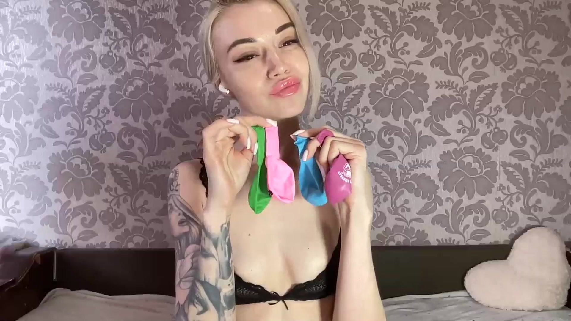 Gallery image thumbnail from TammyLynn's myfreecams stream on, 04/22/2026, 13:10 image 14 of 20