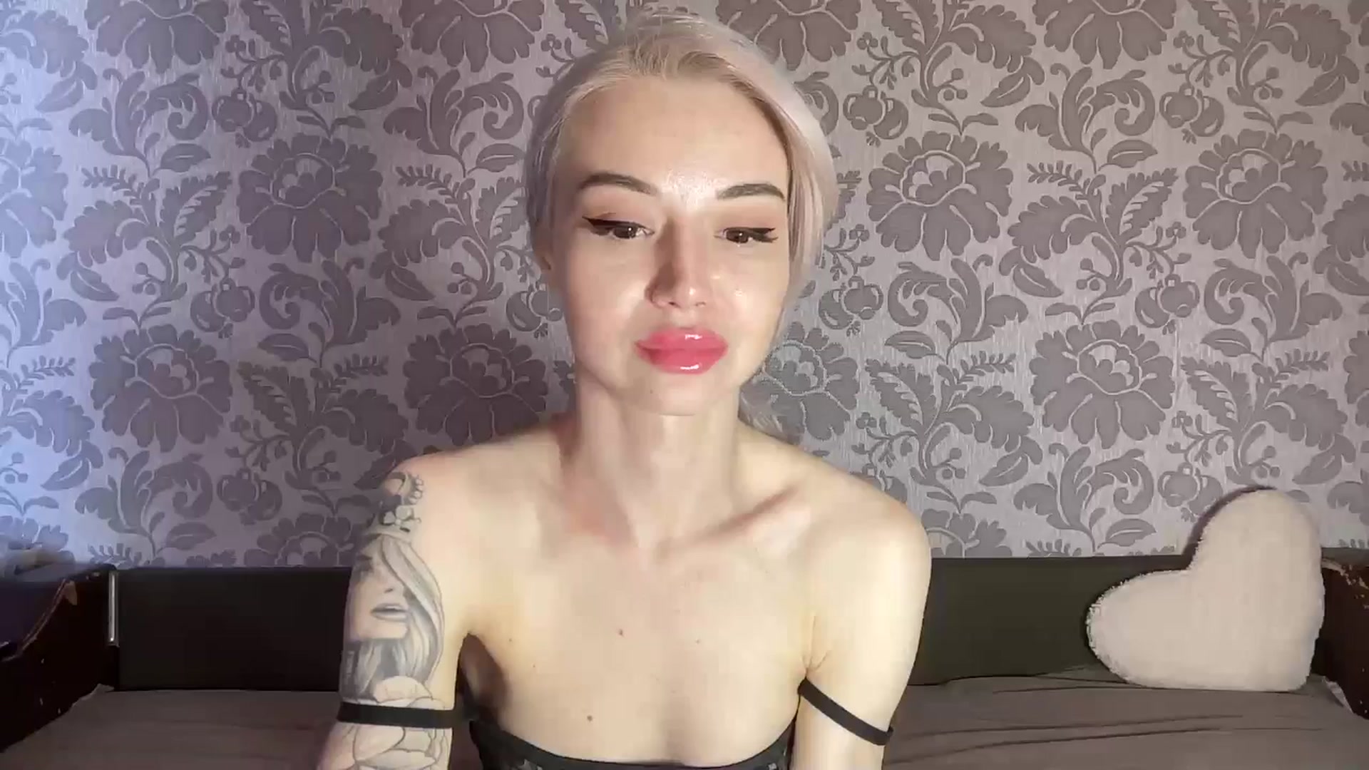 Gallery image thumbnail from TammyLynn's myfreecams stream on, 05/07/2026, 11:02 image 5 of 20