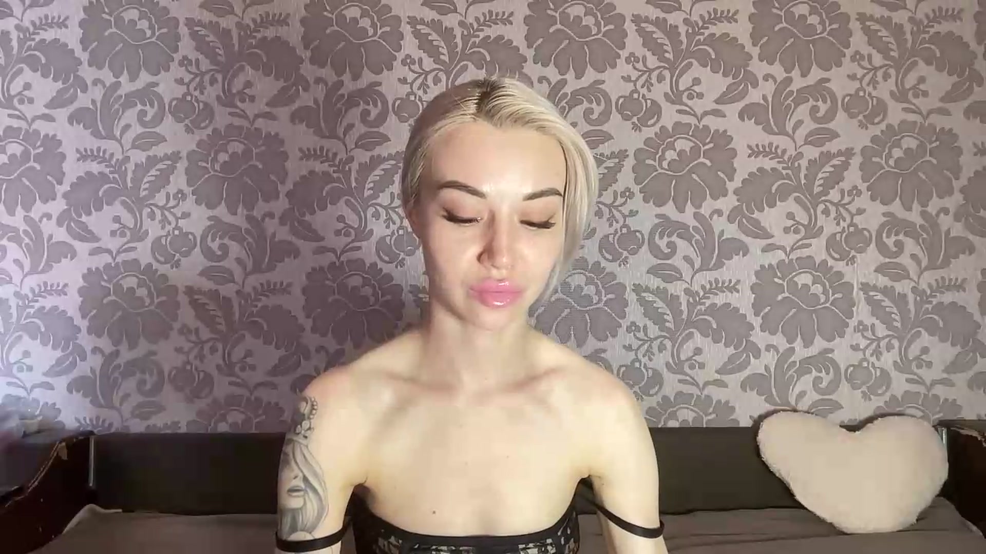 Gallery image thumbnail from TammyLynn's myfreecams stream on, 05/22/2026, 10:41 image 13 of 20