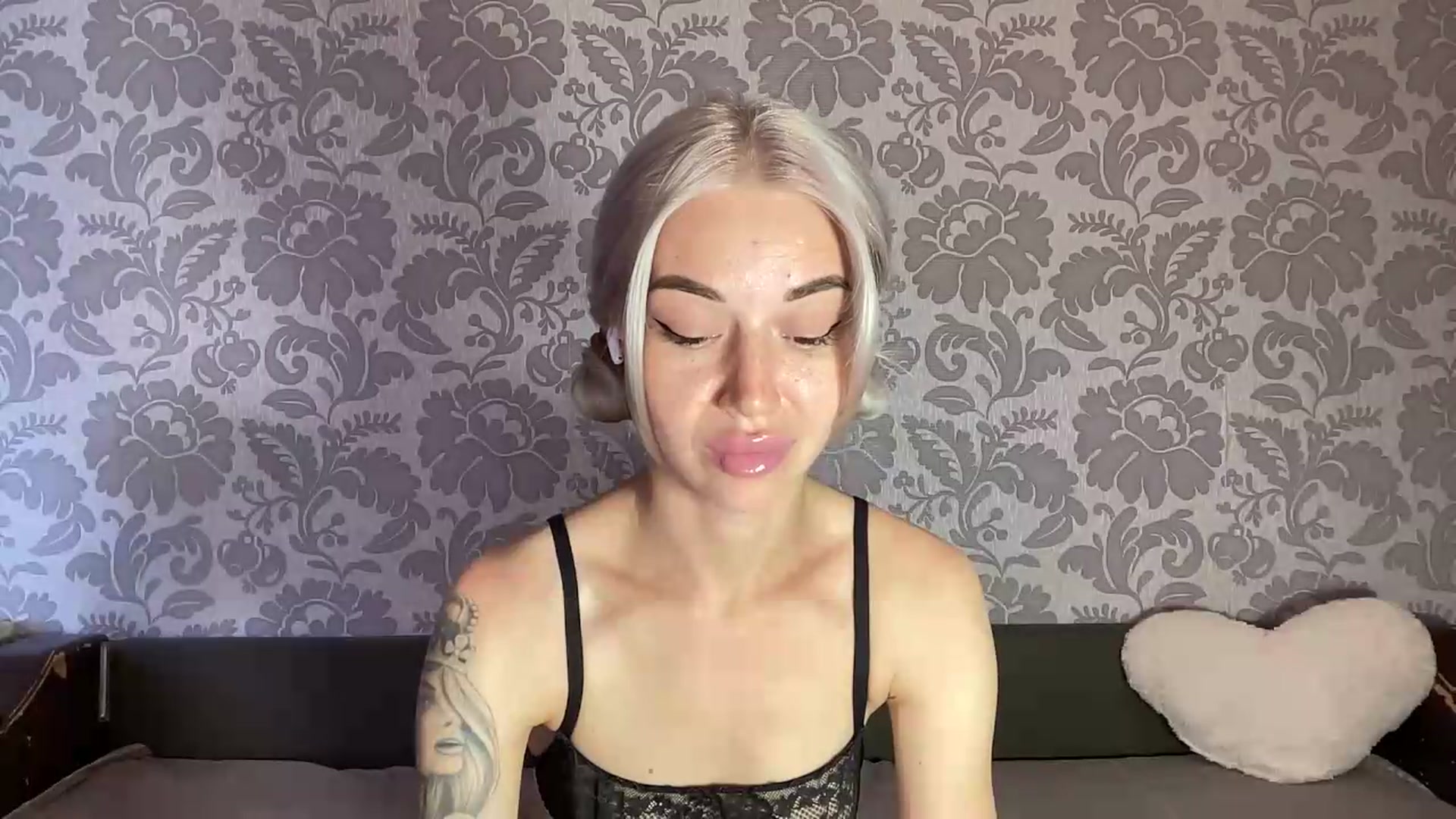 Gallery image thumbnail from TammyLynn's myfreecams stream on, 07/17/2026, 09:39 image 9 of 20