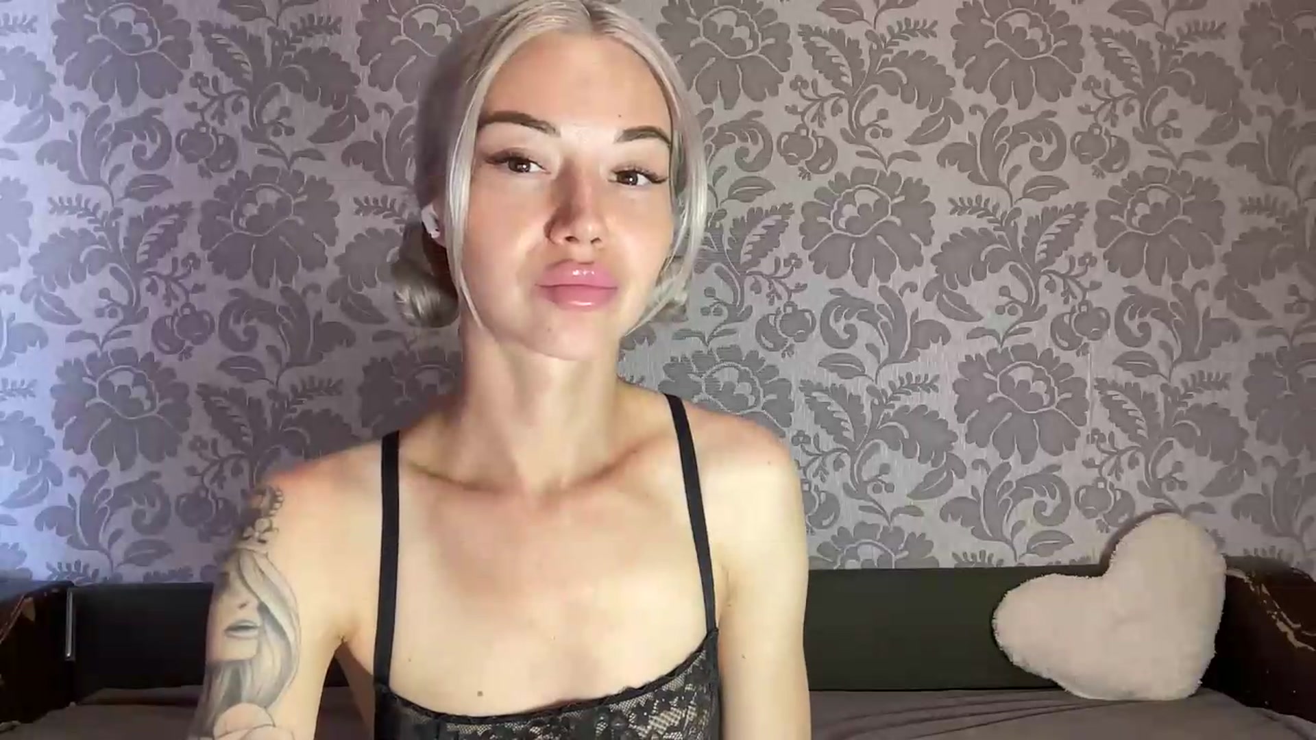 Gallery image thumbnail from TammyLynn's myfreecams stream on, 07/18/2026, 11:29 image 18 of 20