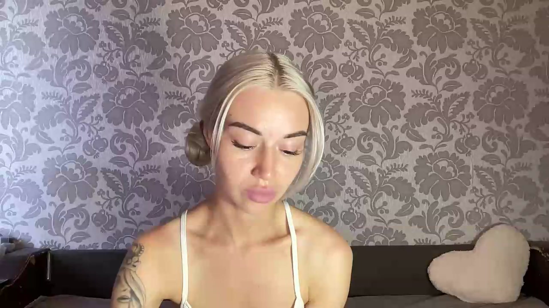 Gallery image thumbnail from TammyLynn's myfreecams stream on, 08/04/2026, 10:53 image 6 of 20