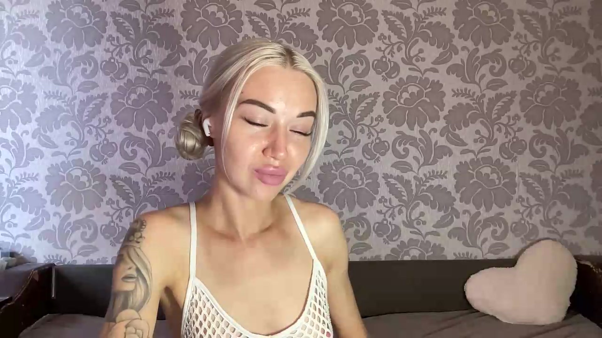 Gallery image thumbnail from TammyLynn's myfreecams stream on, 08/04/2026, 11:35 image 20 of 20