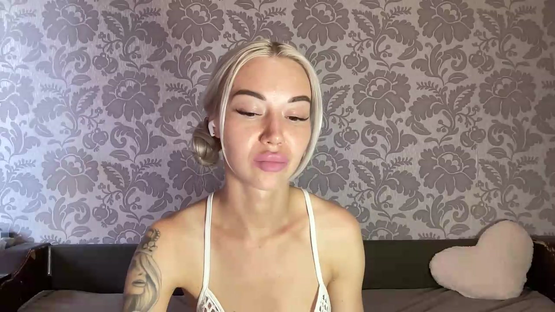 Gallery image thumbnail from TammyLynn's myfreecams stream on, 08/04/2026, 11:35 image 8 of 20
