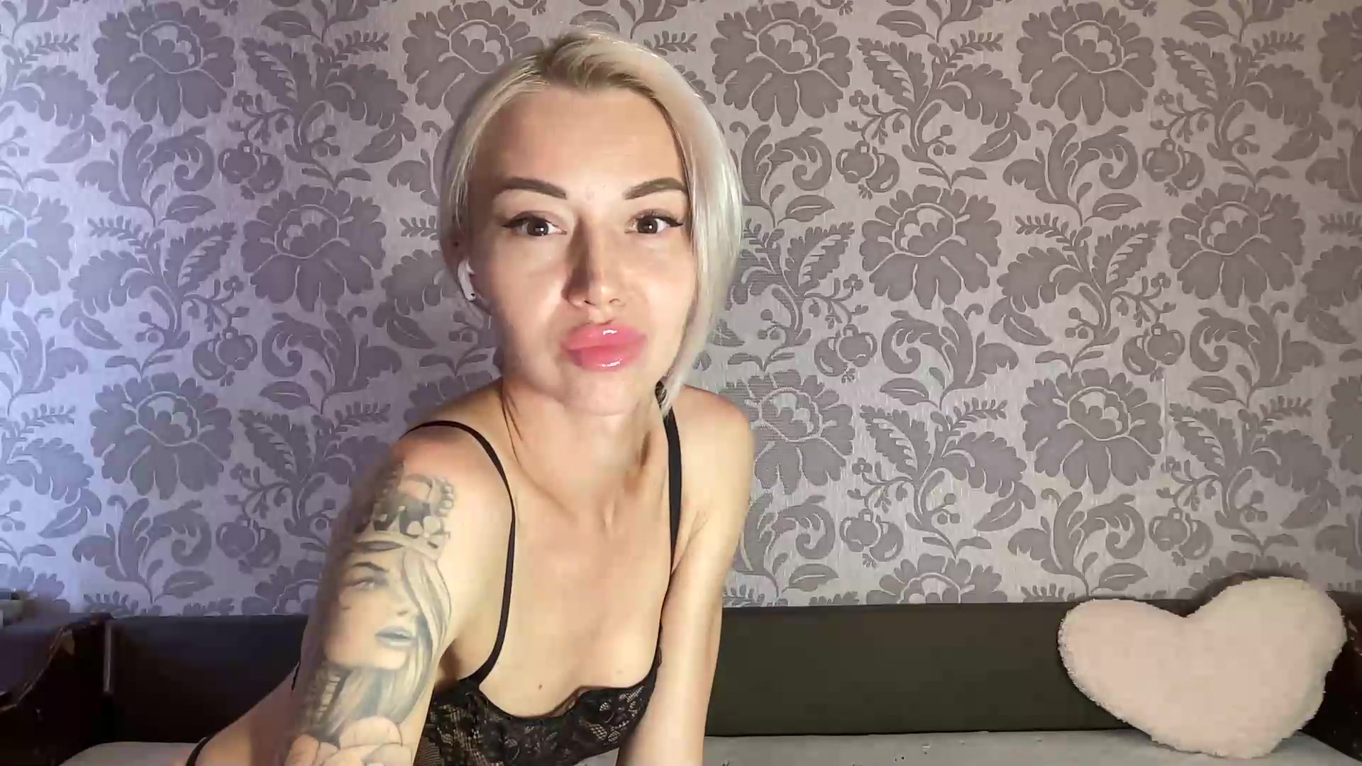 Gallery image thumbnail from TammyLynn's myfreecams stream on, 08/17/2026, 10:52 image 20 of 20